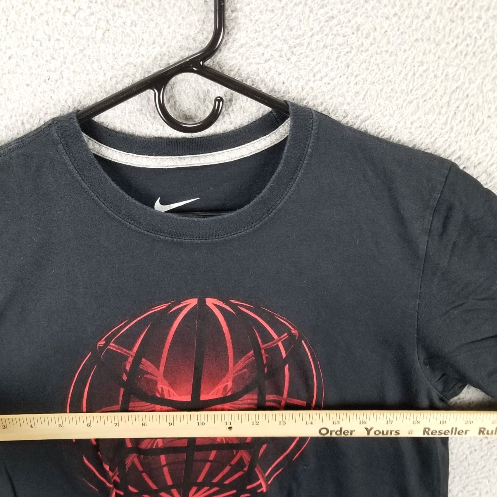 Nike Nike Sportswear Shirt Adult Medium Basketball Black Tee Swoosh Logo Center Swoosh Shirts Mens Size US M / EU 48-50 / 2 - 6 Thumbnail