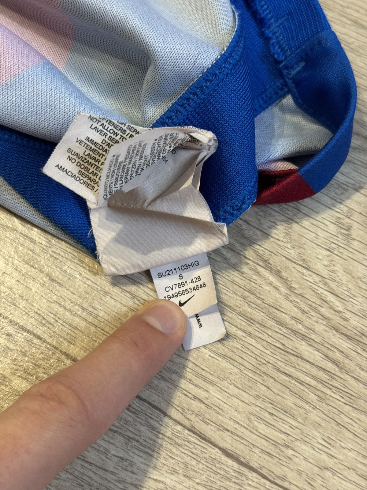 Nike 🔷Nike Barcelona 2021/22 Soccer jersey🔷 Size US S / EU 44-46 / 1 - 7 Thumbnail