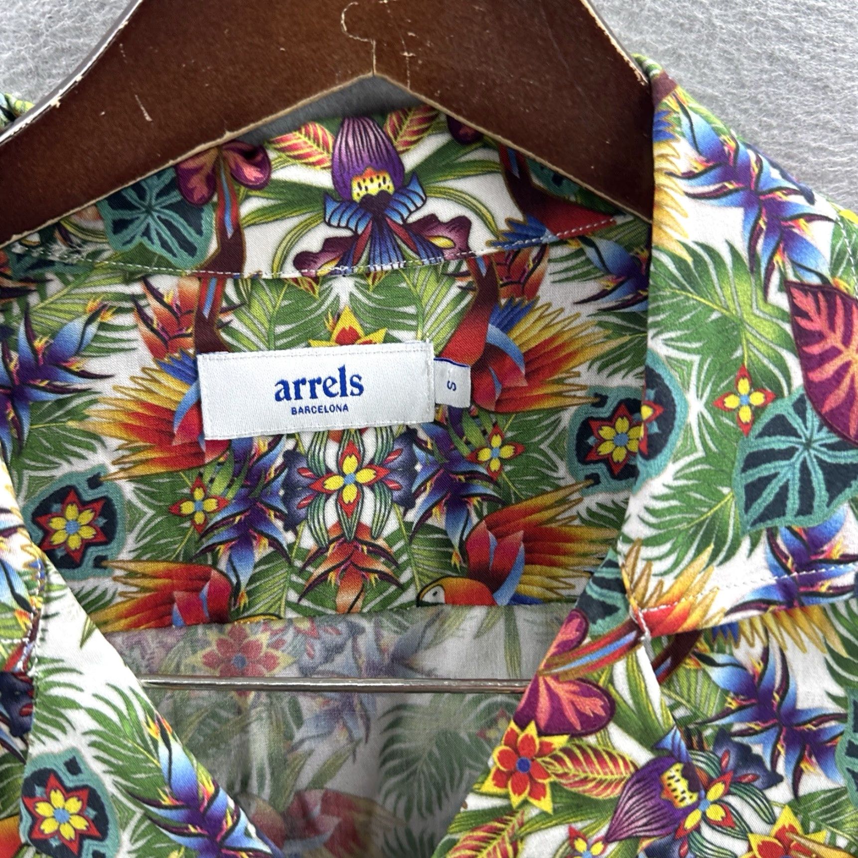 Vintage Arrels Shirt Mens S Green Hawaiian Island Travel Casual Button-Up Short Sleeve Collared Solid 90s Theme? No. Size US S / EU 44-46 / 1 - 7 Thumbnail