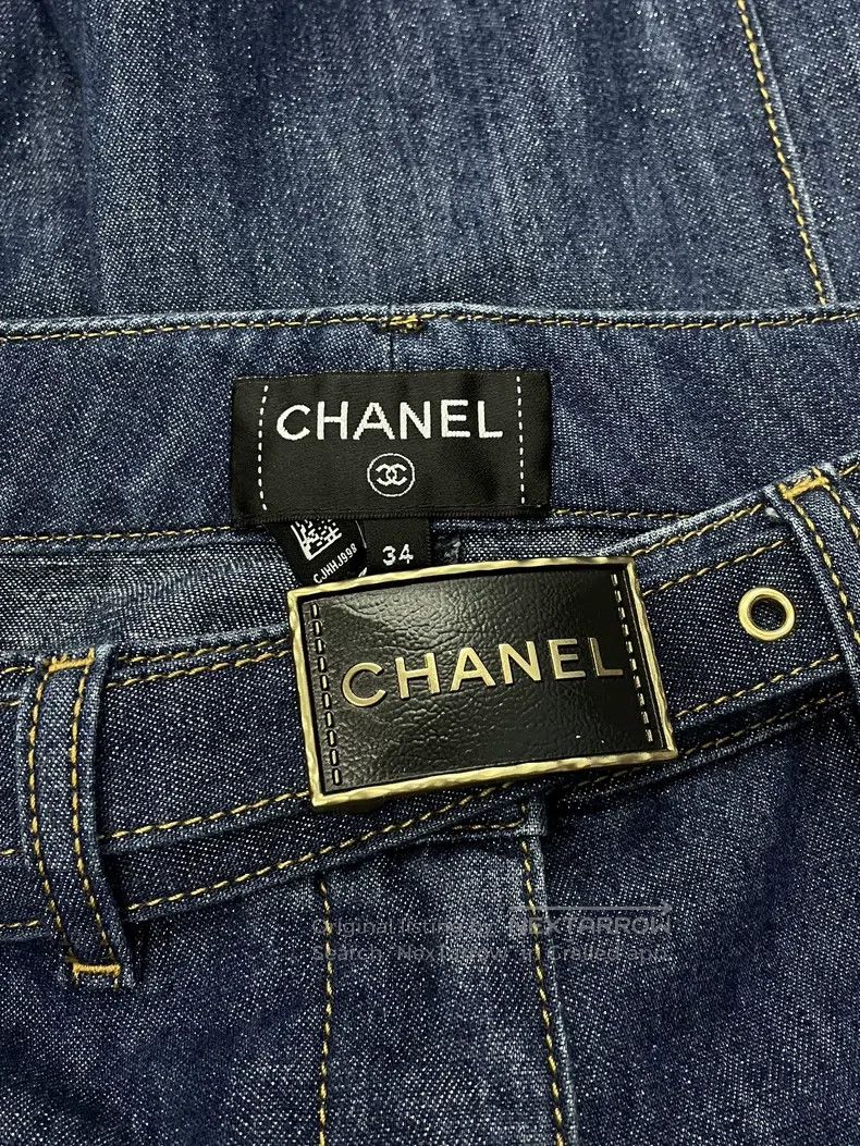 Chanel Chanel Blue wide-leg jeans and trousers Size 42" / US 20 - 4 Thumbnail