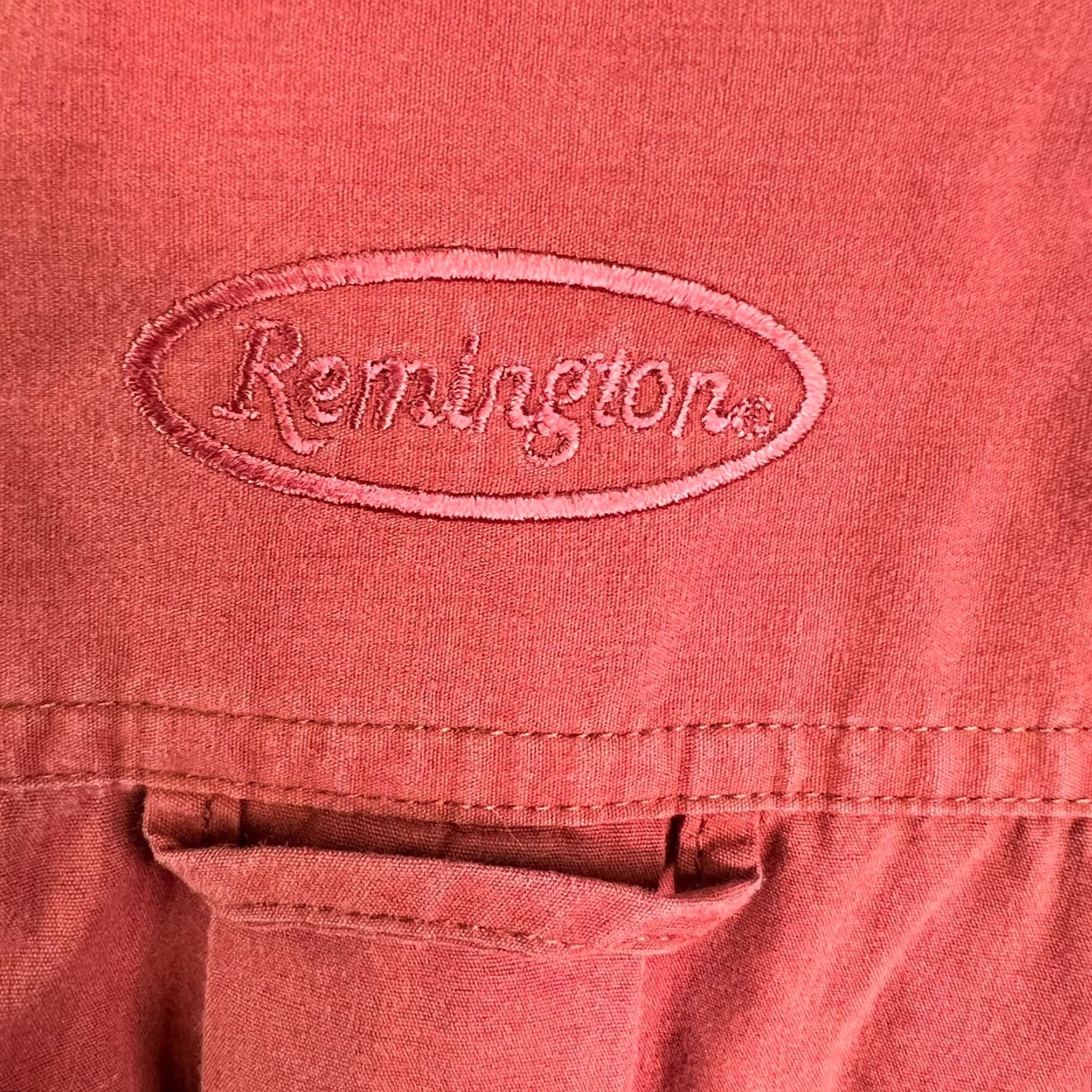 Vintage Remington Button-Down Shirt XL Red Short Sleeve Casual Workwear Men Size US XL / EU 56 / 4 - 5 Thumbnail