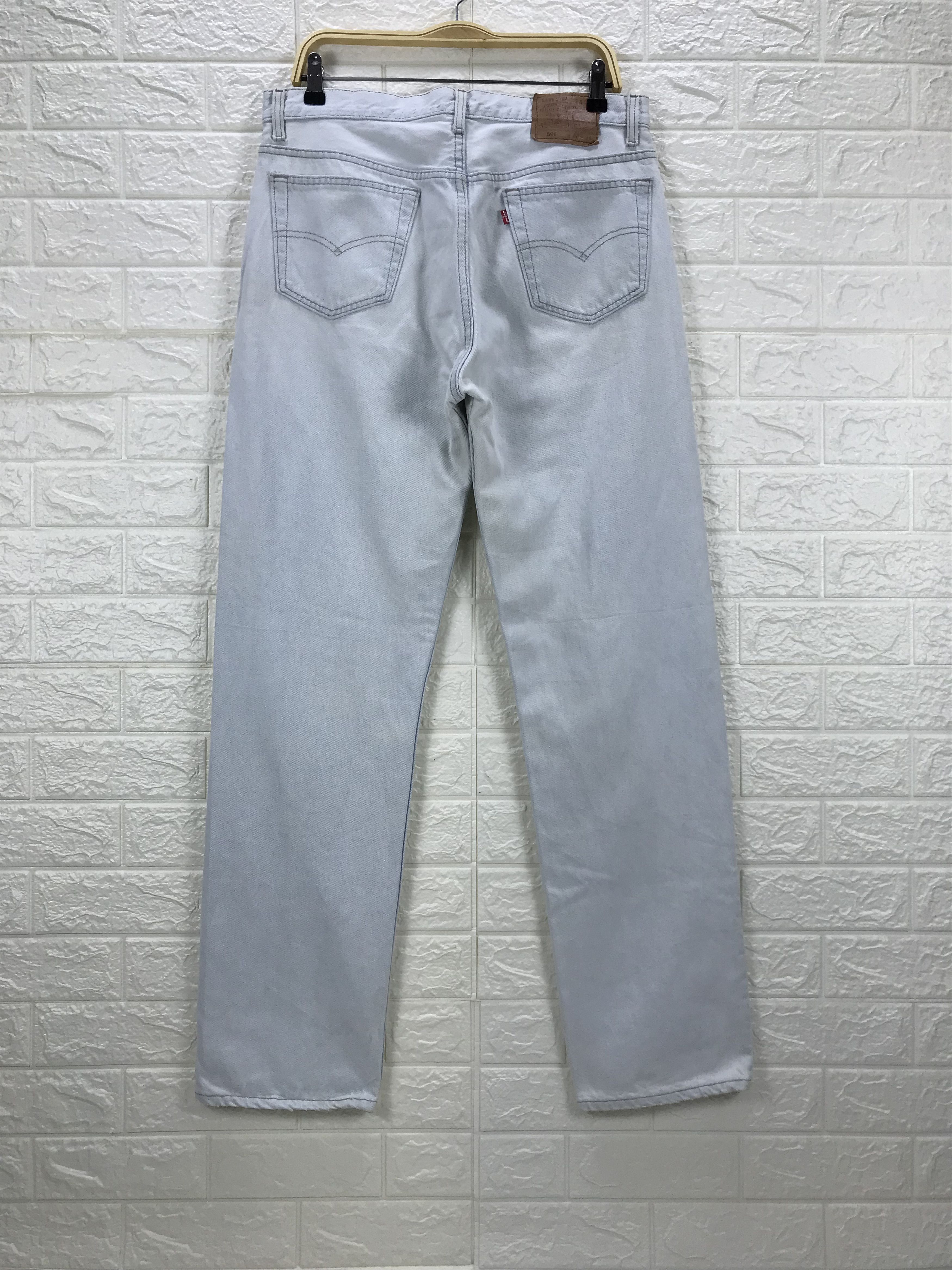 Levi's Vintage 90s Levi's 501 Light Wash Jeans Size US 34 / EU 50 - 5 Thumbnail