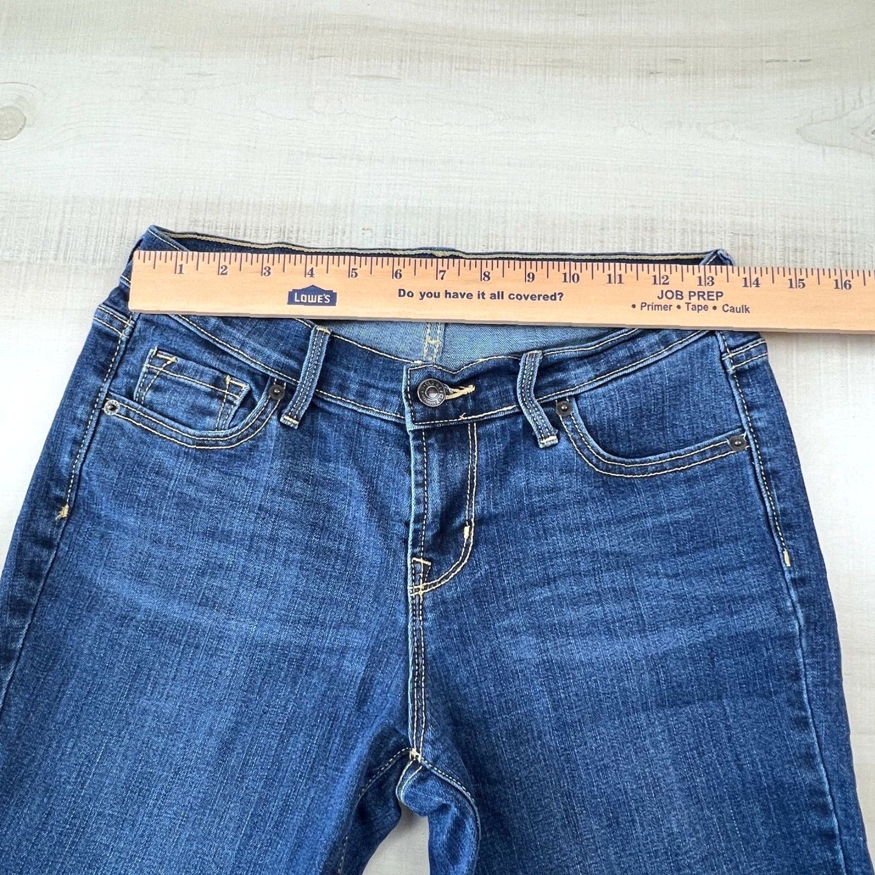 Old Navy Old Navy Women's Medium Wash Skinny Jeans 2 Regular Mid Rise Blue Cotton Blend Stretch Size 26" / US 2 / IT 38 - 7 Thumbnail