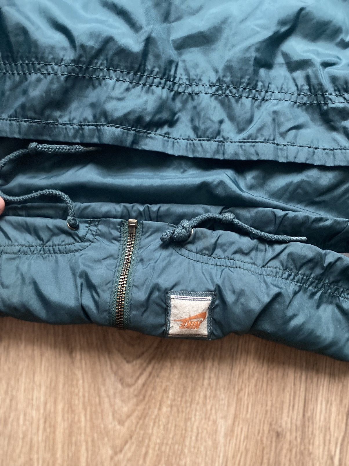 Nike × Vintage Vintage Nike 90’s Y2K rare emerald windbreaker USA L Size US L / EU 52-54 / 3 - 4 Thumbnail