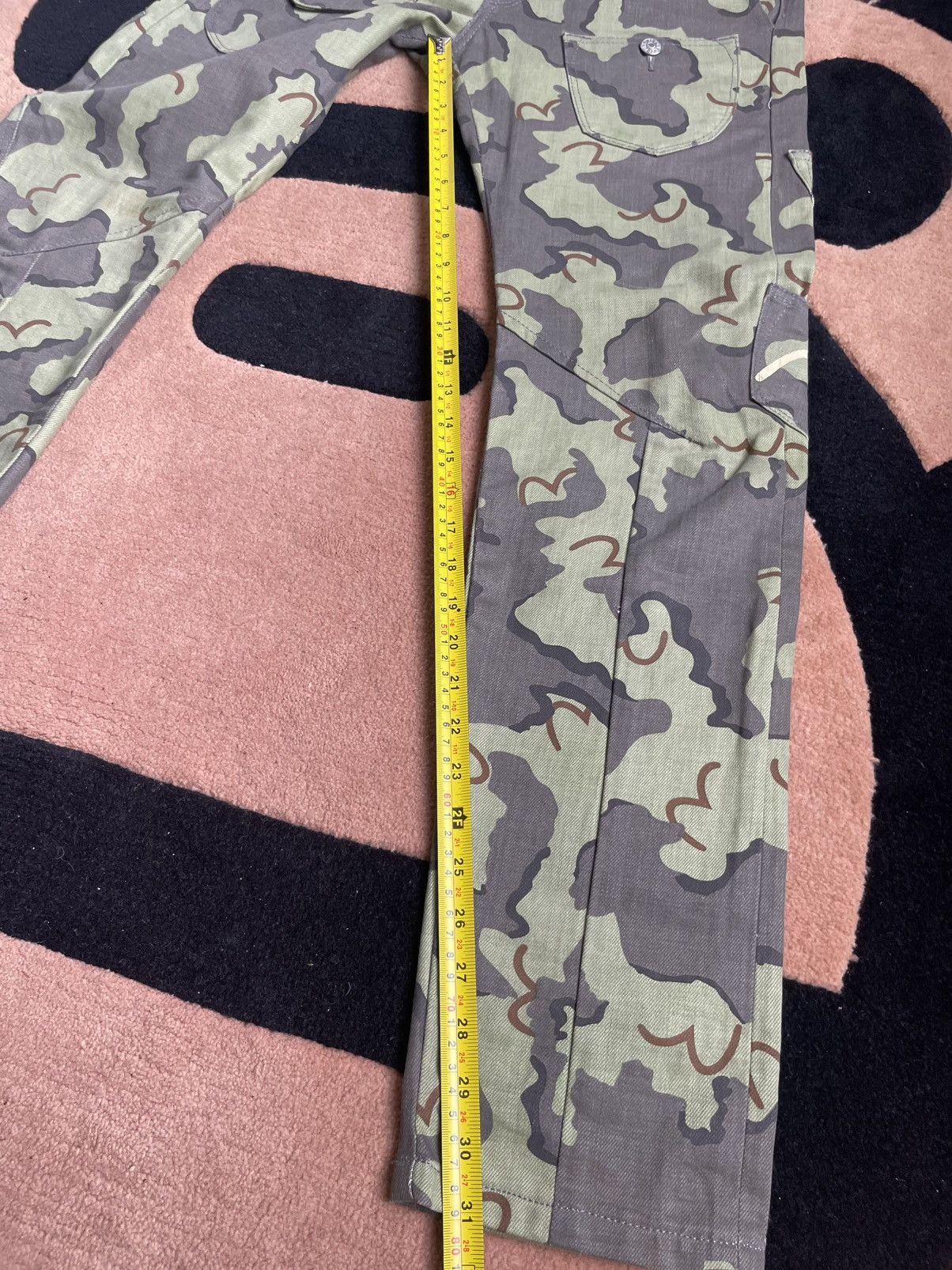 Evisu × Vintage EVISU camo multi-pocket style jeans size：30x32 Size US 30 / EU 46 - 13 Thumbnail