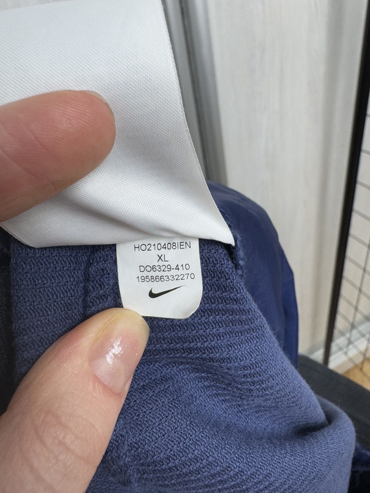 Nike Nike NIKE LIFESTYLE CROP PANT Size: XL BLUE - DO6329-410 Size US 36 / EU 52 - 12 Thumbnail