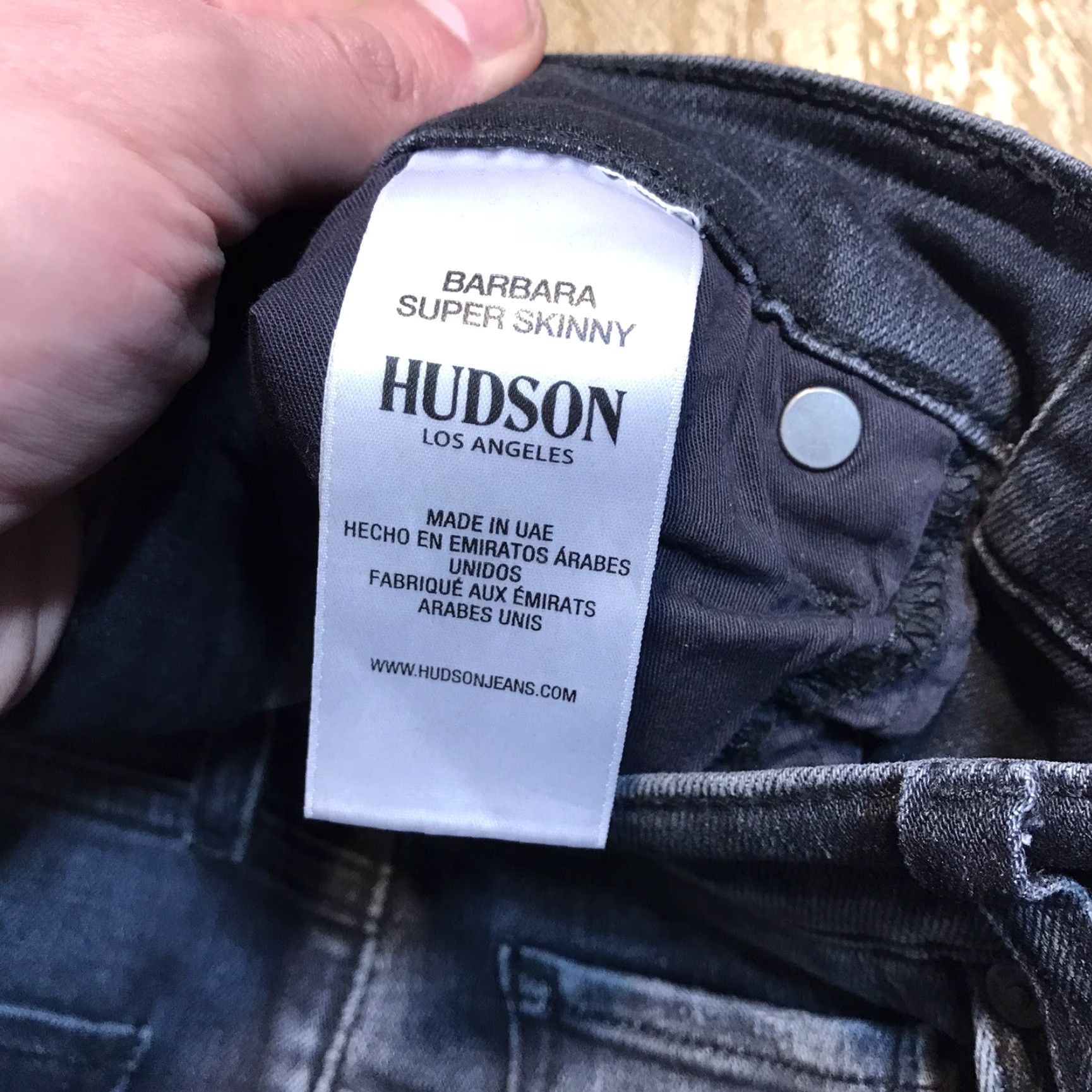 Hudson Hudson Barbara Jeans Womens Black Skinny High Waist Distressed 26 Inseam 30 Zip 5-Pocket Denim Cotton Blend USA Shirt? Size 26" / US 2 / IT 38 - 6 Thumbnail