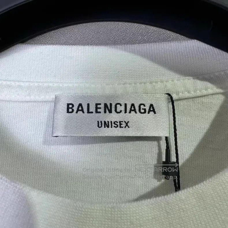 Balenciaga Balenciaga Cursive Letter White Short-Sleeve Size US M / EU 48-50 / 2 - 4 Thumbnail