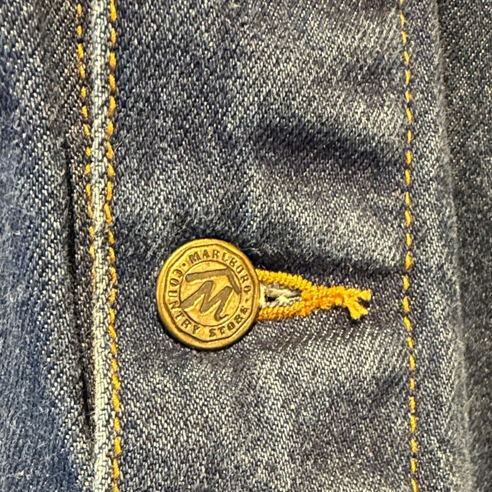 Marlboro Vintage Marlboro Country Store Denim Jacket w Leather Collar Size US XL / EU 56 / 4 - 3 Thumbnail