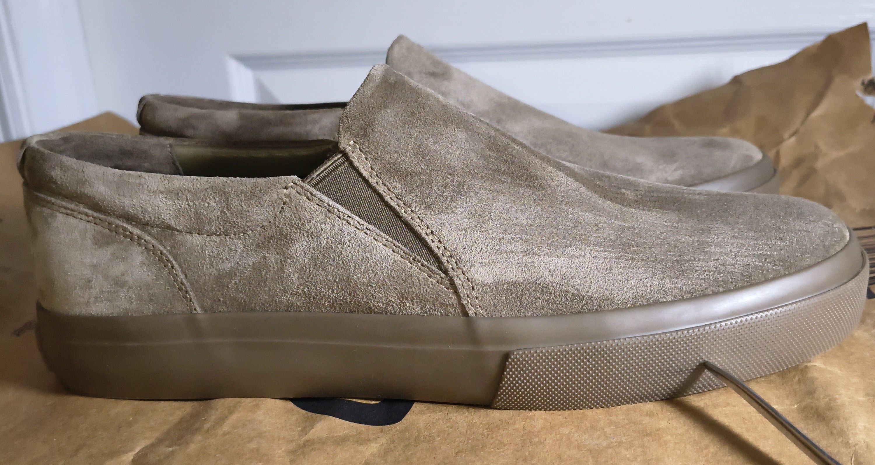 Vince Vince Fletcher Suede Slip-On Shoes Mens Sz 9US Brown Casual Size US 9 / EU 42 - 5 Thumbnail
