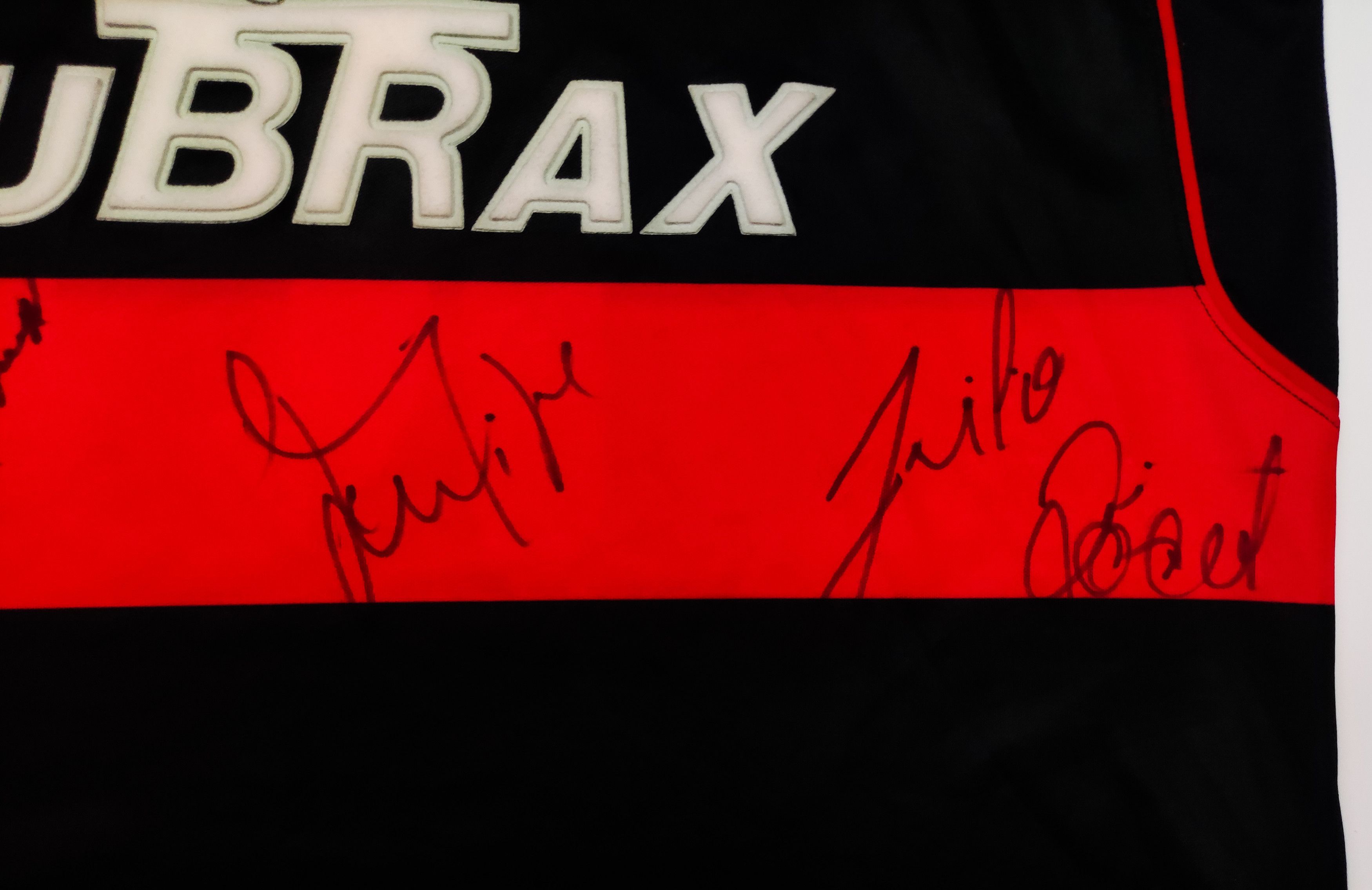 Nike Flamengo 2002 2003 Nike Signed Home Shirt Kit Jersey Brazil Size US L / EU 52-54 / 3 - 6 Thumbnail