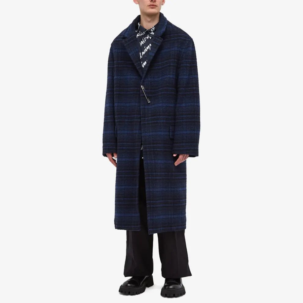 Balenciaga o1bcso1str1124 Cocoon Coat in Blue/Black Size US S / EU 44-46 / 1 - 5 Thumbnail