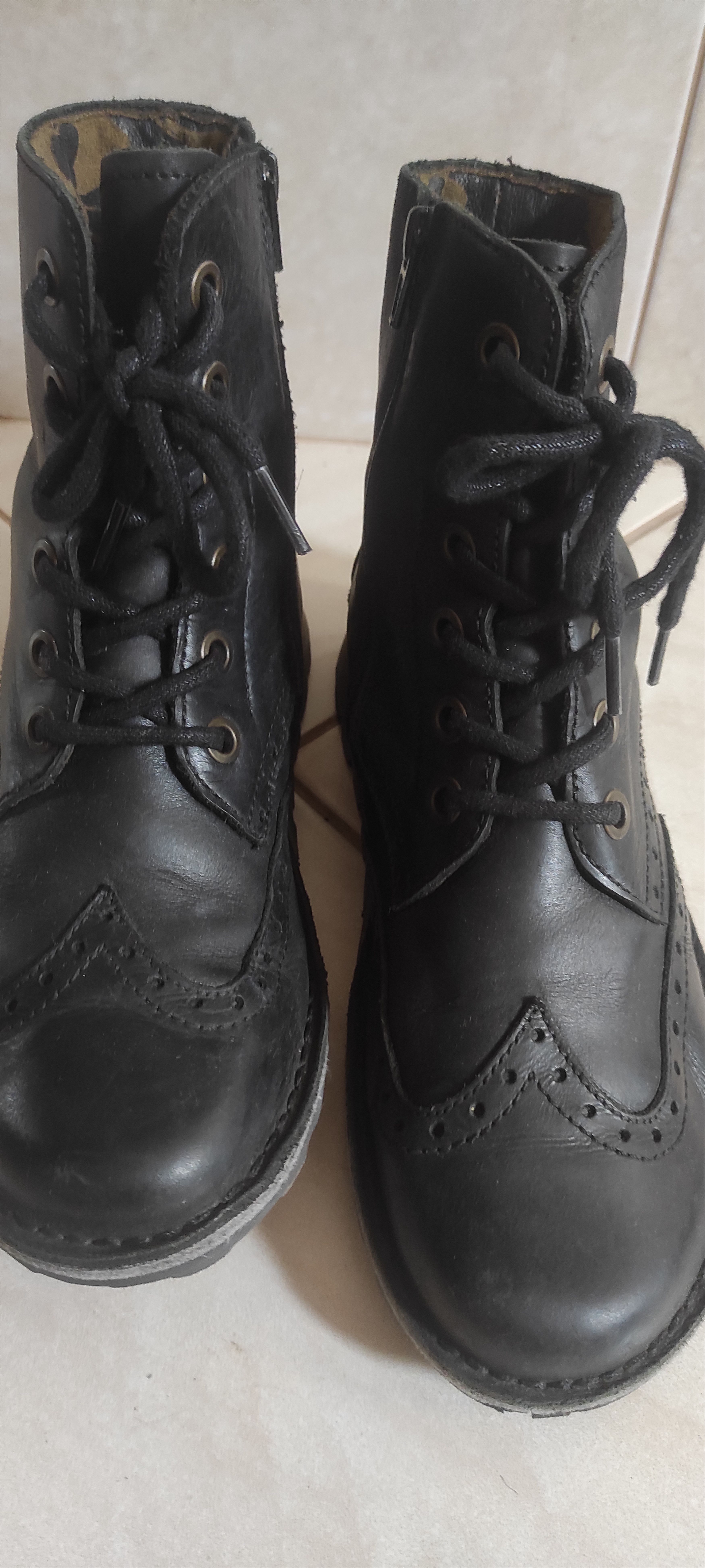 Fly London FLY LONDON Leather Brogue Low-wedge Lace-up ankle Boots Size US 9 / IT 39 - 12 Thumbnail