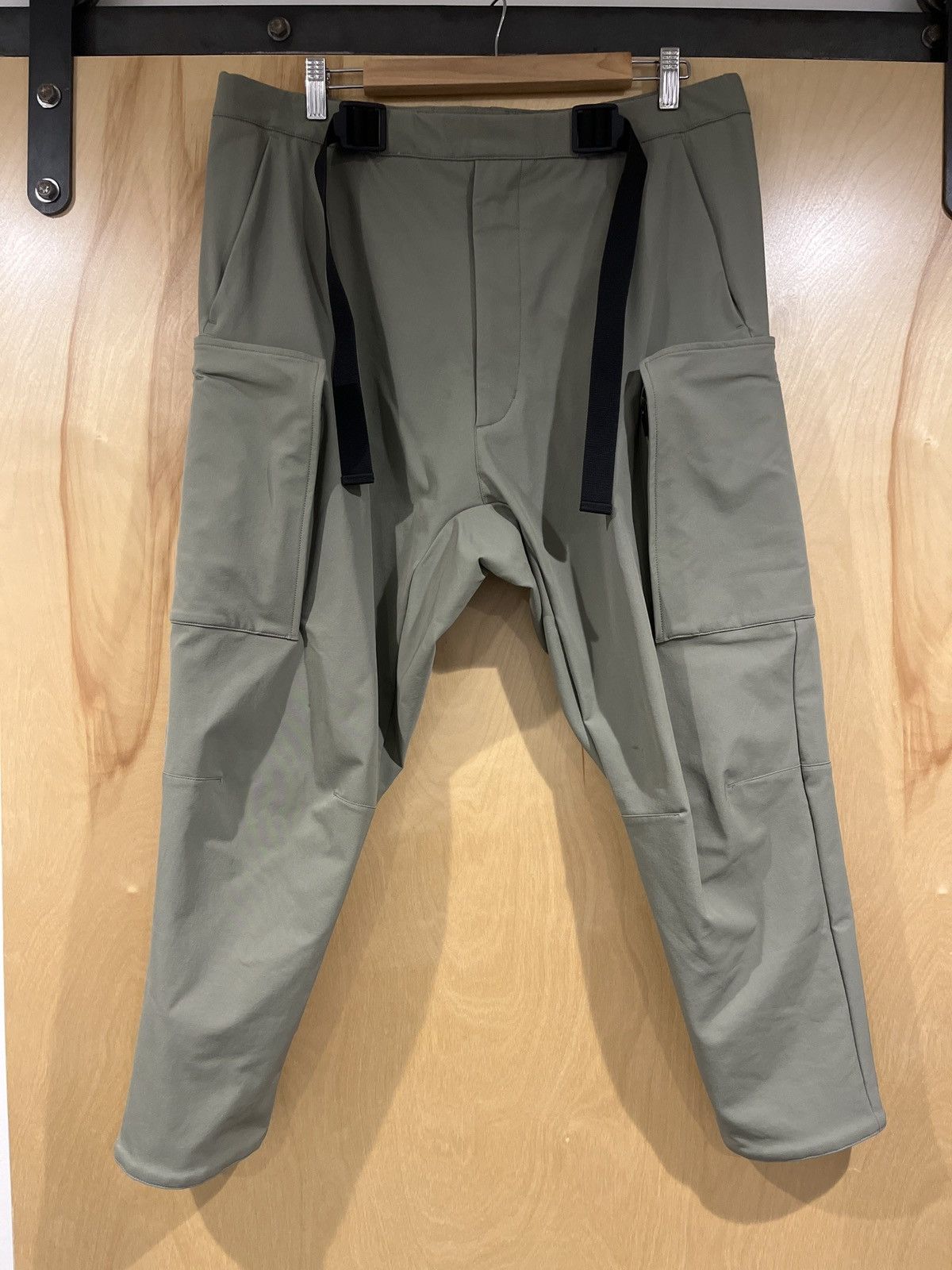 image of Acronym P31A-Ds in Alpha Green, Men's (Size 30)