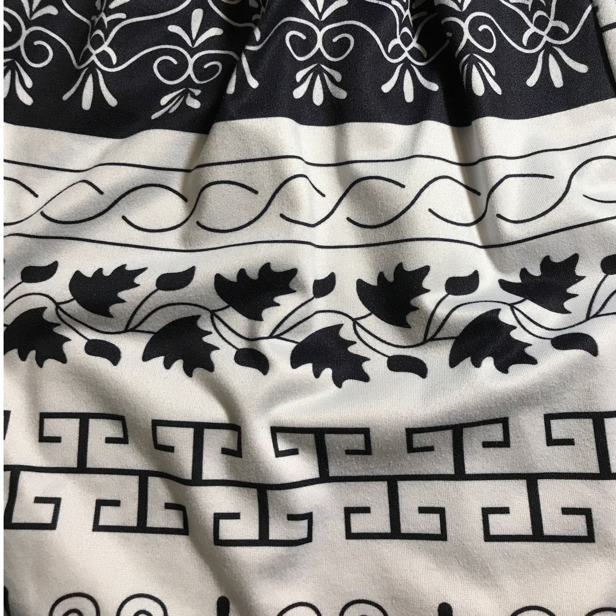 Other Geometric Floral Stretch Relaxed Fit Shorts 3XL Size 31" - 5 Thumbnail