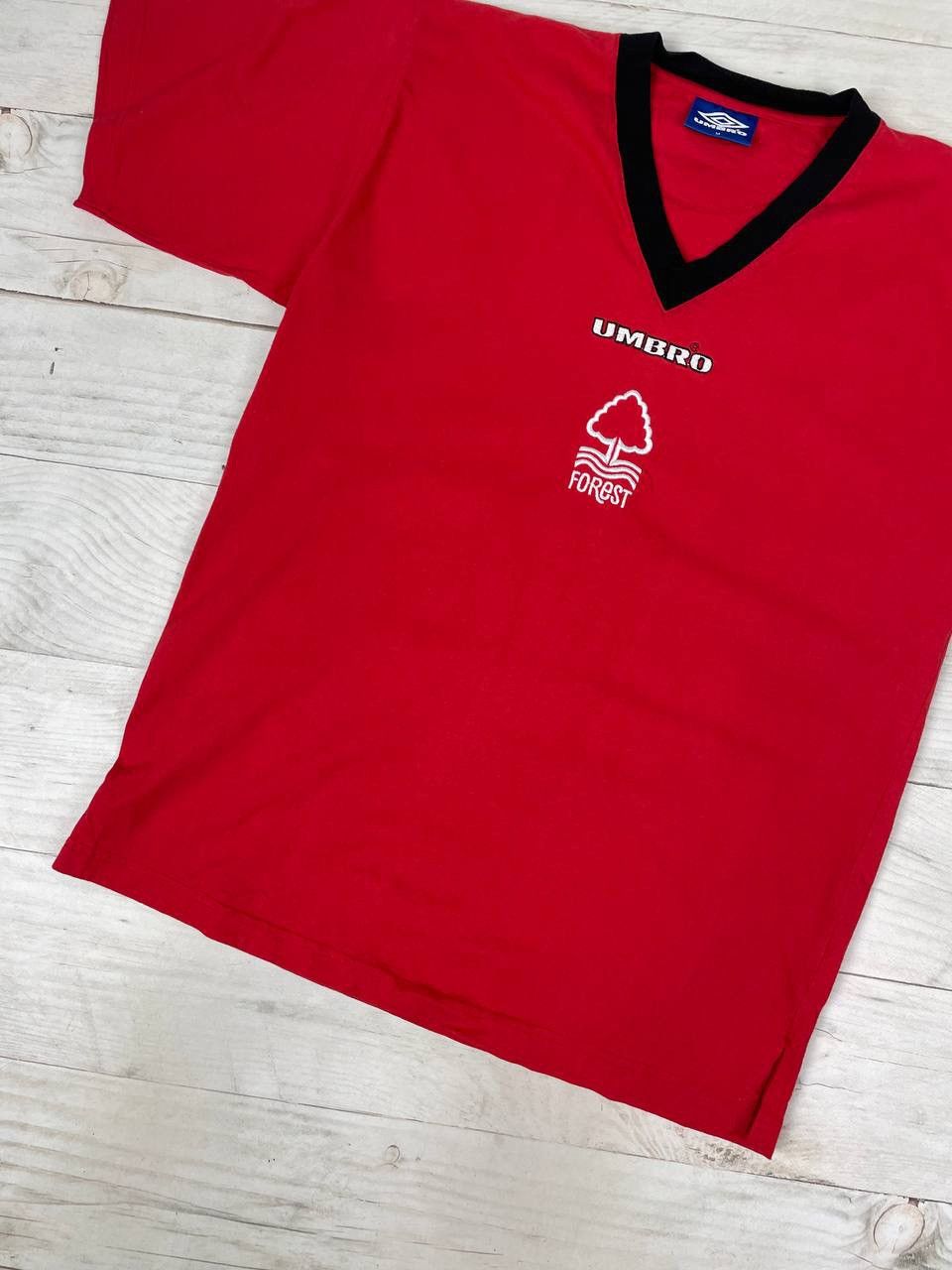 Umbro Vintage Umbro Nottingham Forest 90s Training Shirt Jersey Size US M / EU 48-50 / 2 - 3 Thumbnail