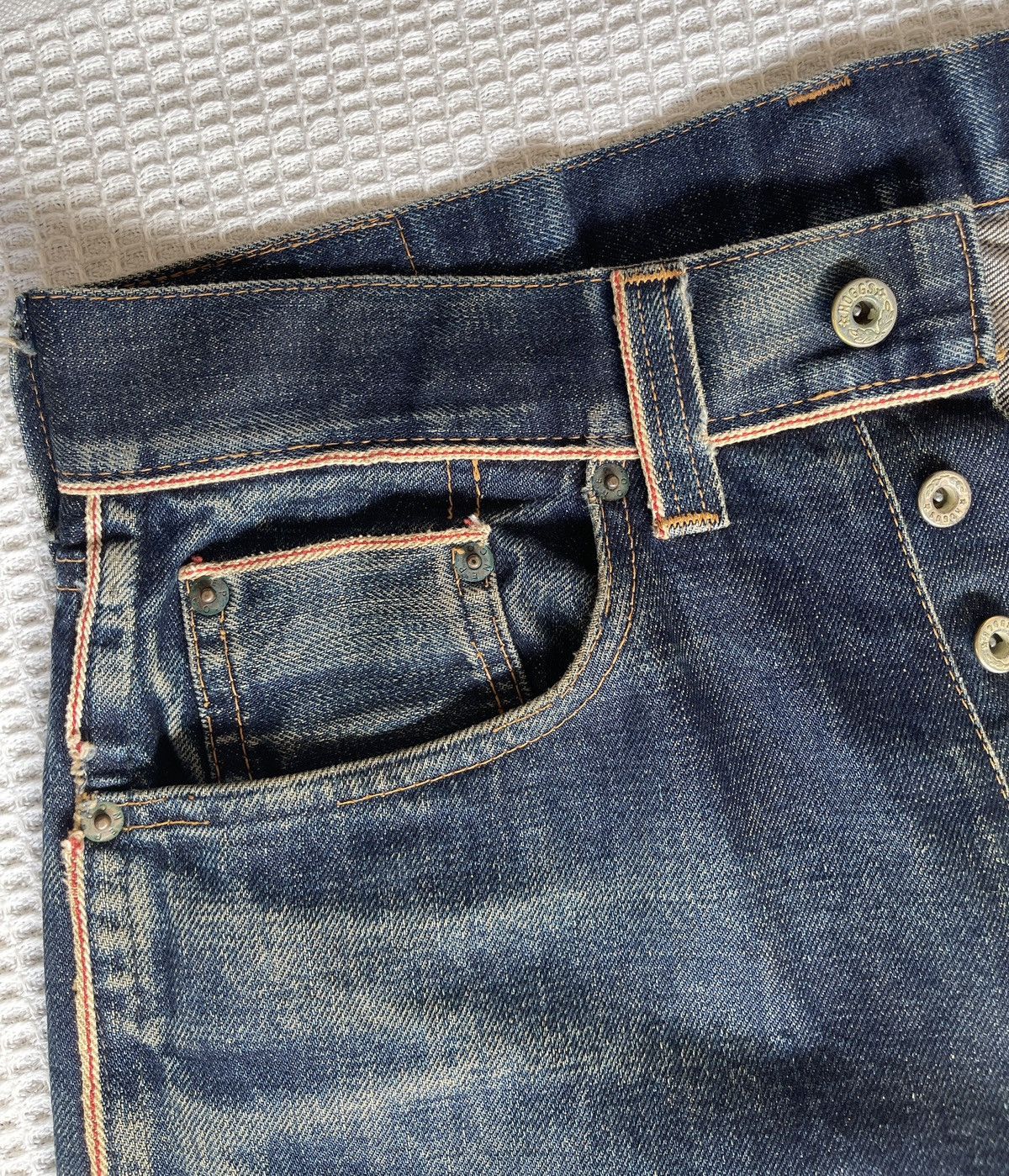 Nepenthes VINTAGE90s🔥HOGGS NEPENTHES NEEDLES🔥Thrashed Selvedge Jeans Size US 32 / EU 48 - 15 Thumbnail