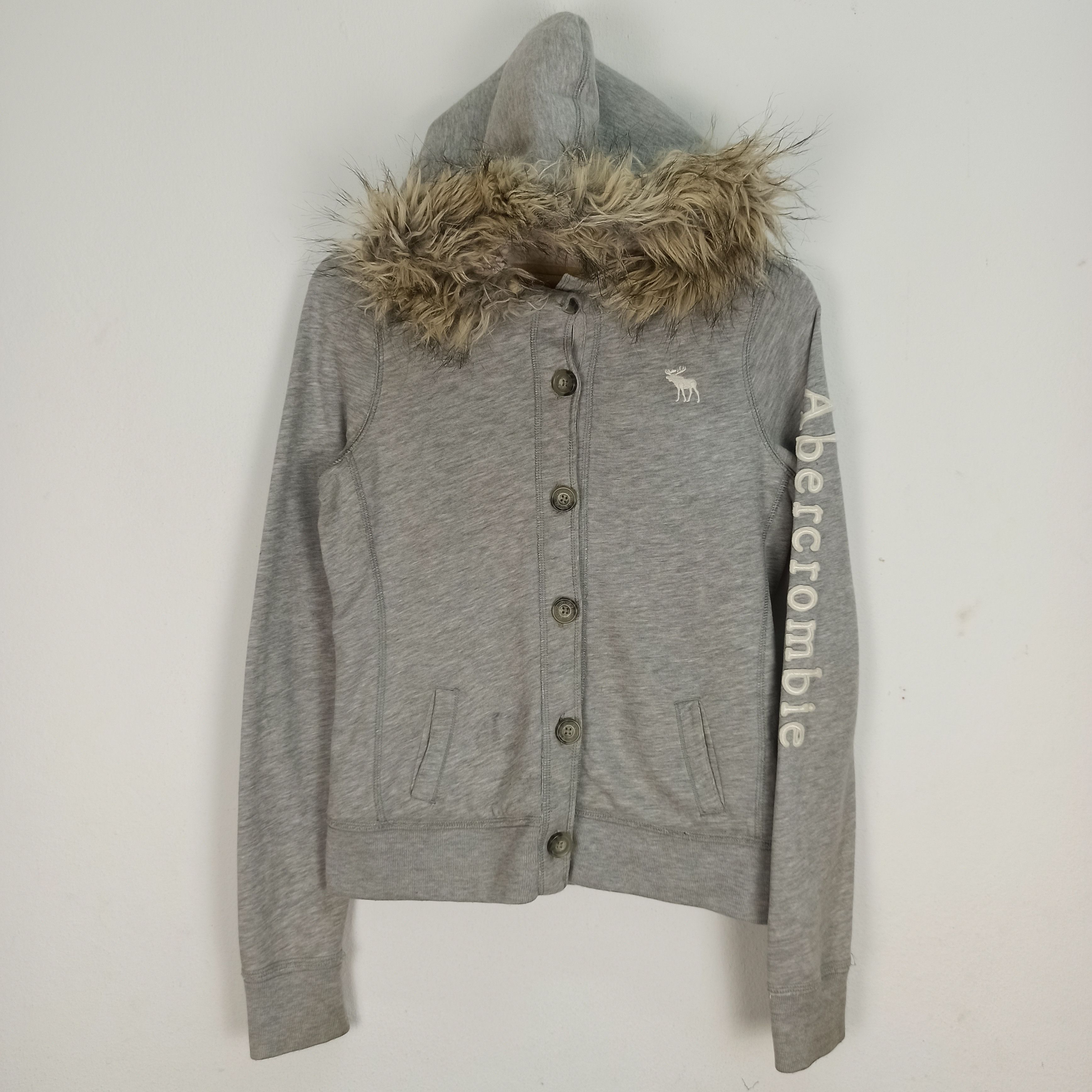 If Six Was Nine Abercrombie & Fitch Mink Fur Hoodie Size M / US 6-8 / IT 42-44 - 1 Thumbnail