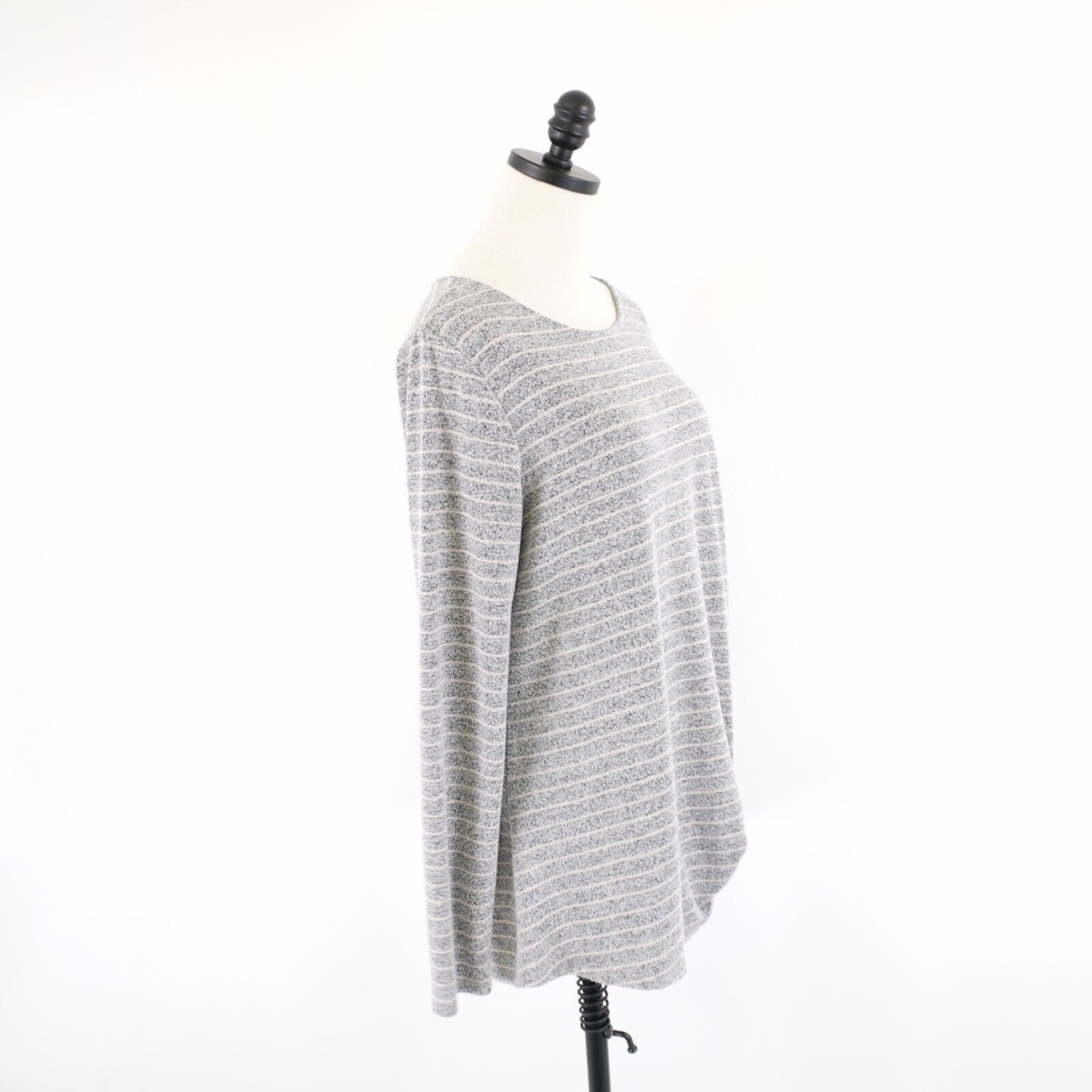 Designer Max & Mia Gray Striped Scoop Neck Front Scrunch Wrap Sweater Size M / US 6-8 / IT 42-44 - 6 Thumbnail