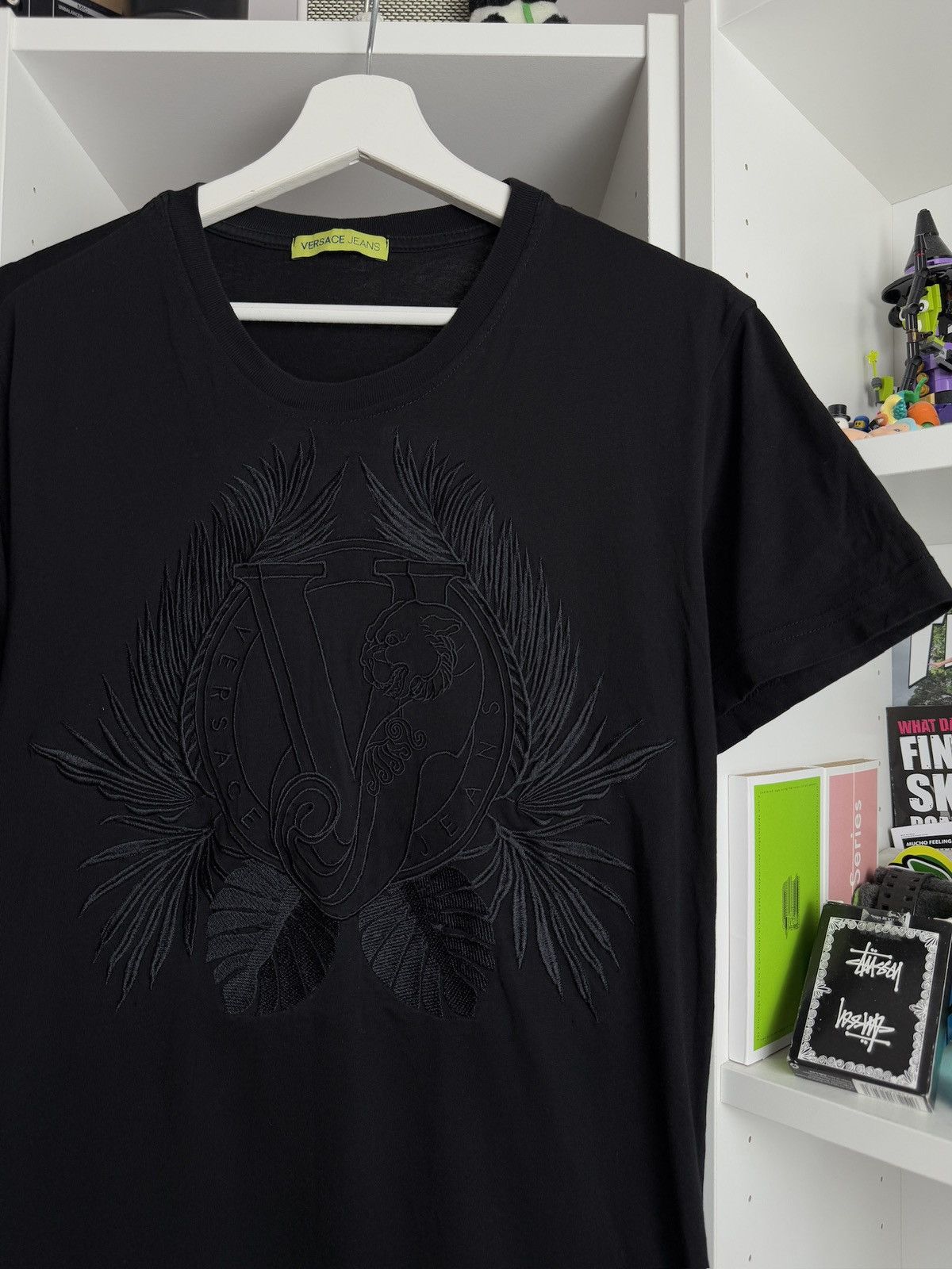 Designer × Versace Vintage Versace embroidered logo t-shirt M designer Gianni Size US M / EU 48-50 / 2 - 3 Thumbnail