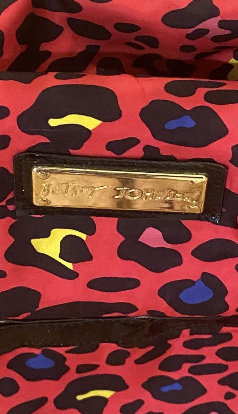Betsey Johnson Rare Betsey Johnson Travel Luggage Bag Size ONE SIZE - 3 Thumbnail
