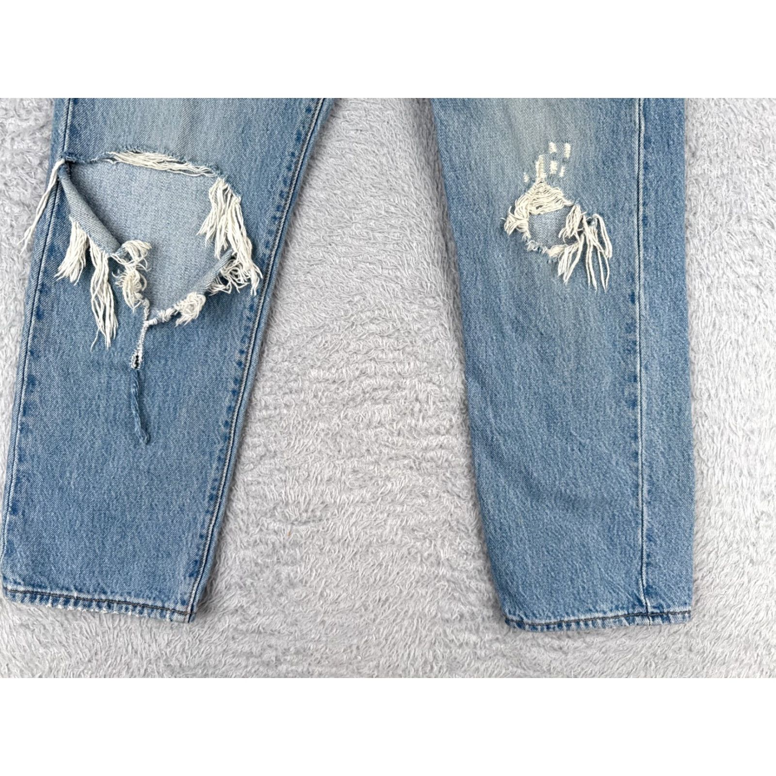Levi's Levis Premium Jeans Women 26 Blue Denim Wedgie Distressed Stained 26x26 Jeans Size 26" / US 2 / IT 38 - 2 Thumbnail