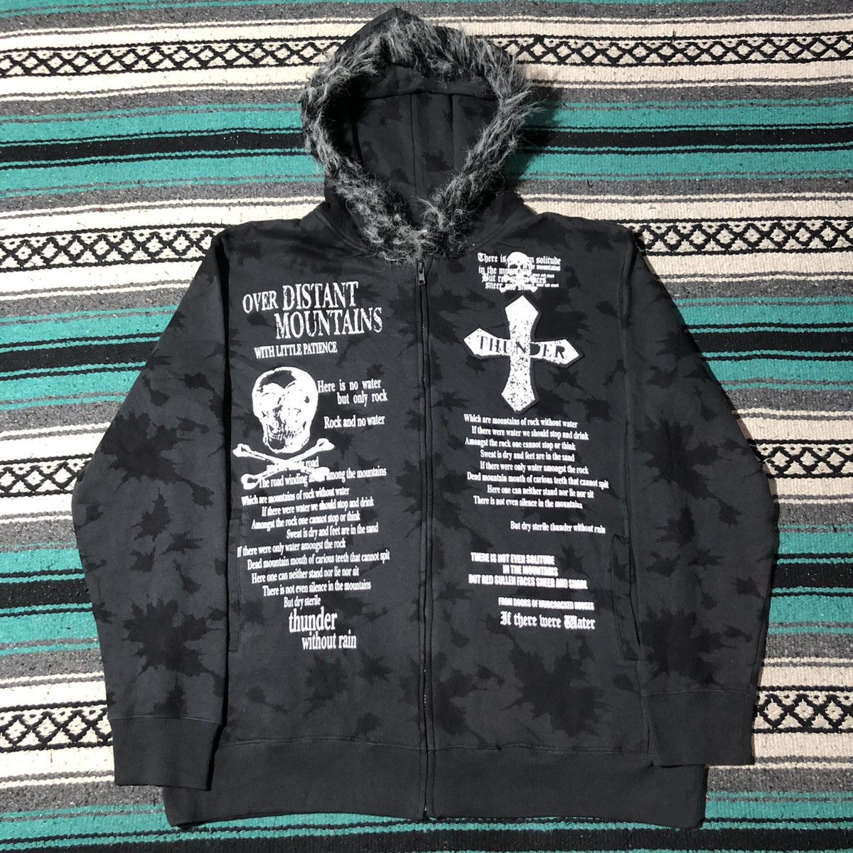 image of If Six Was Nine x Le Grande Bleu L G B Splendid Satisfaction - Japanese Poem Fur Hooded in Black (S