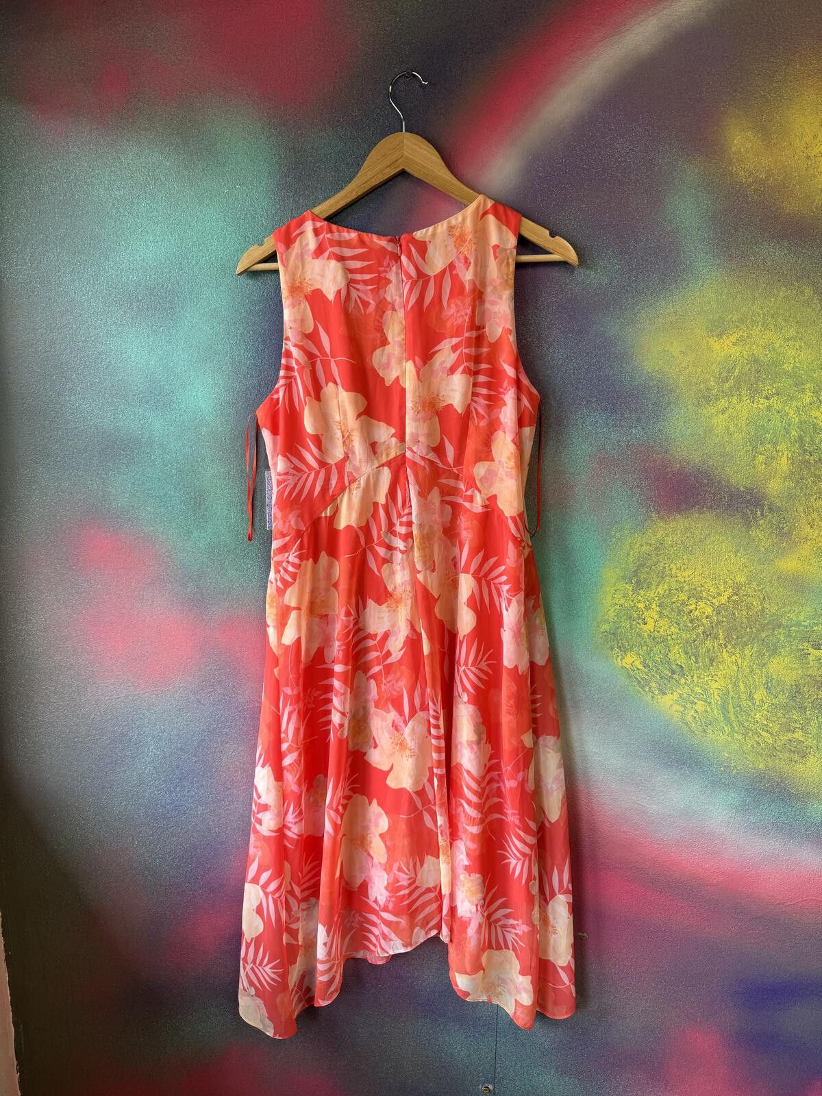 Other Wallis petite orange tropical floral midi dress Size L / US 10 / IT 46 - 4 Thumbnail