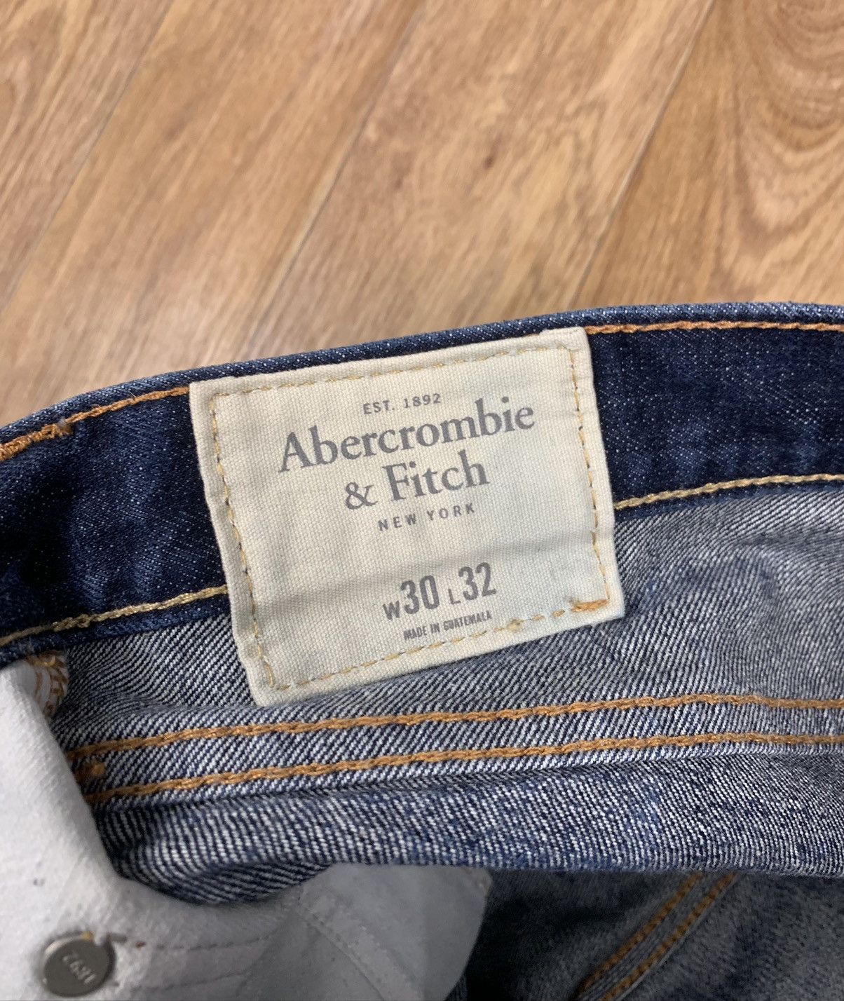 Vintage Abercrombie & Fitch Distressed Faded Denim Grange Y2K Jeans Size US 30 / EU 46 - 3 Thumbnail