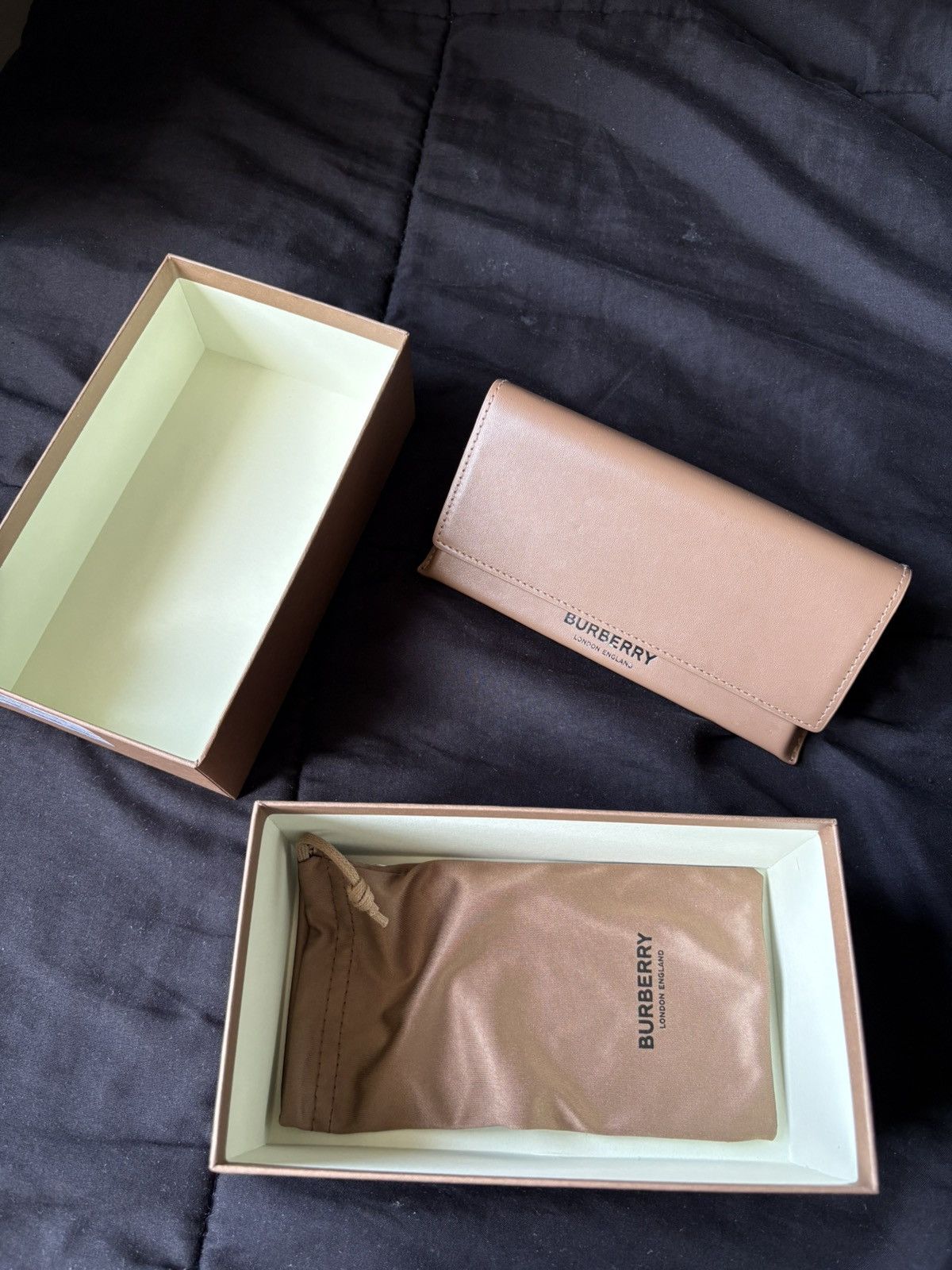 Burberry Burberry Sunglasses Size ONE SIZE - 1 Thumbnail