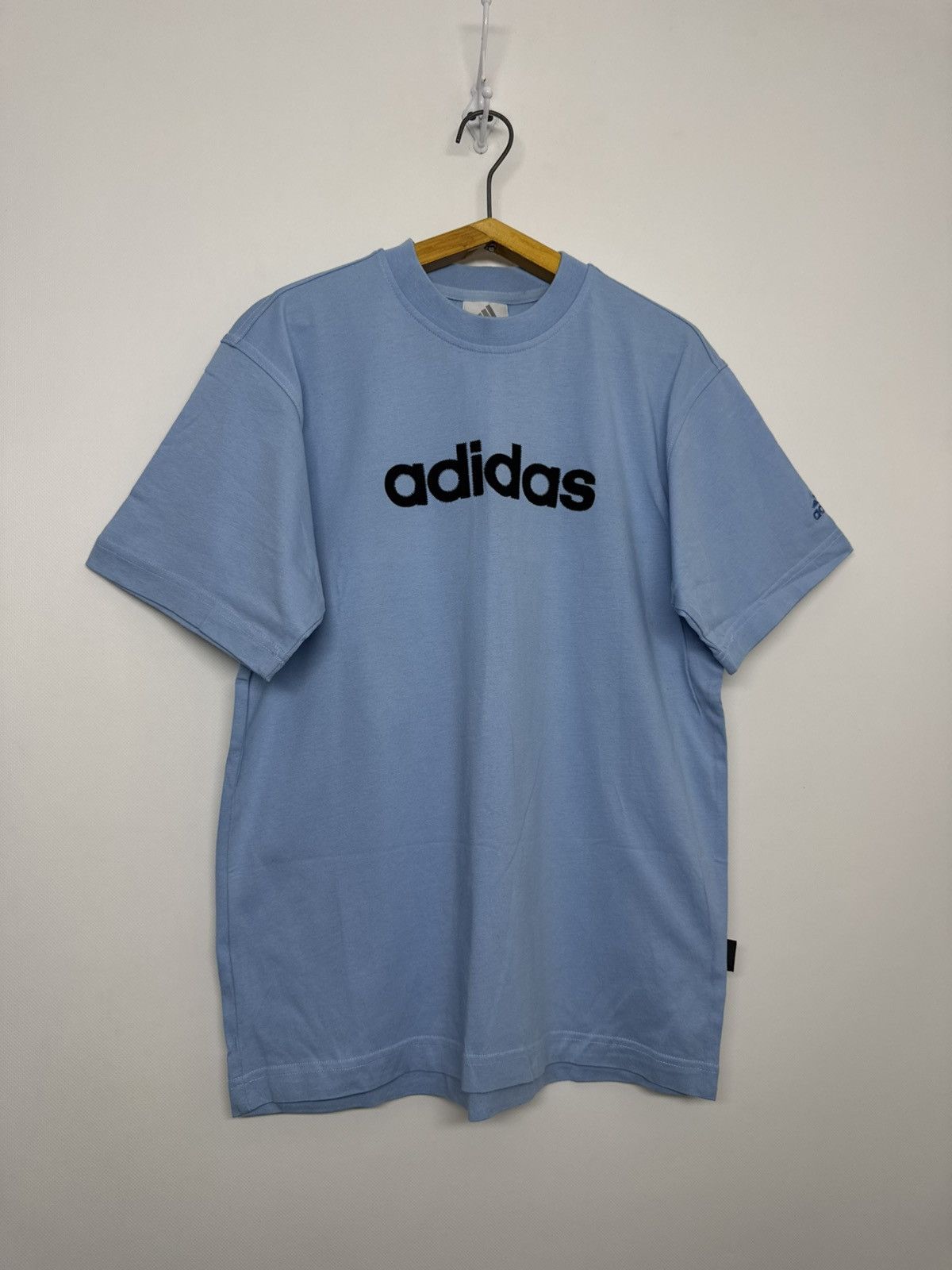 Adidas Vintage Adidas Big Logo T-Shirt 90’s Size US S / EU 44-46 / 1 - 2 Thumbnail