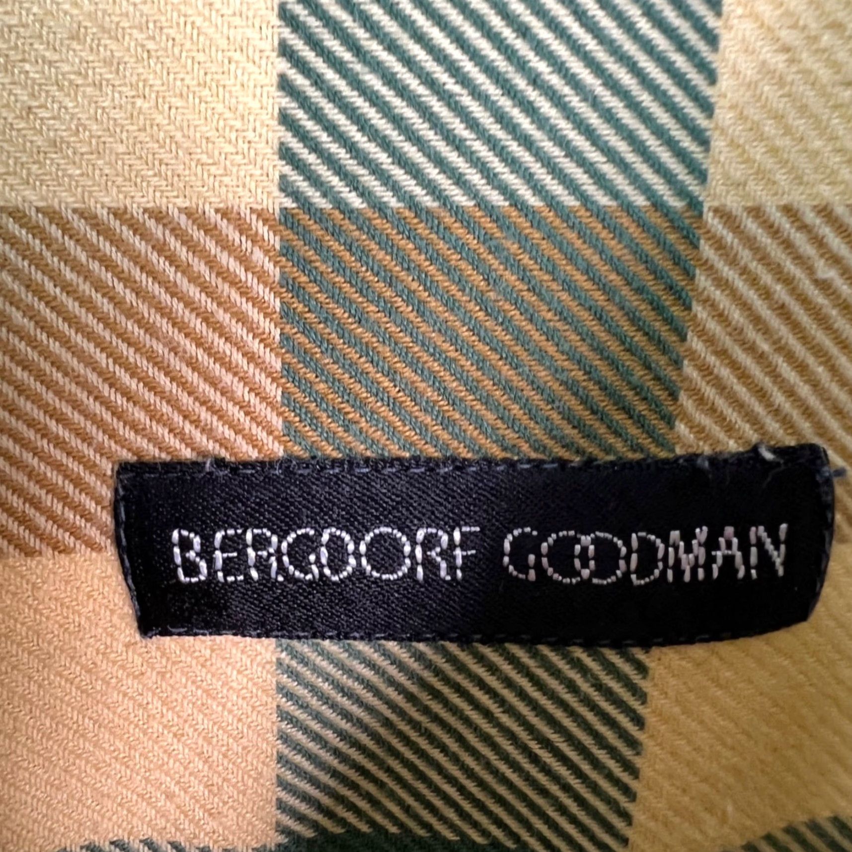 Bergdorf Goodman BERGDORF GOODMAN Mens Button-Up Shirt Plaid Cotton Flannel 2XL Yellow Green Long Sleeve Casual Shirt Mens Size US XXL / EU 58 / 5 - 3 Thumbnail