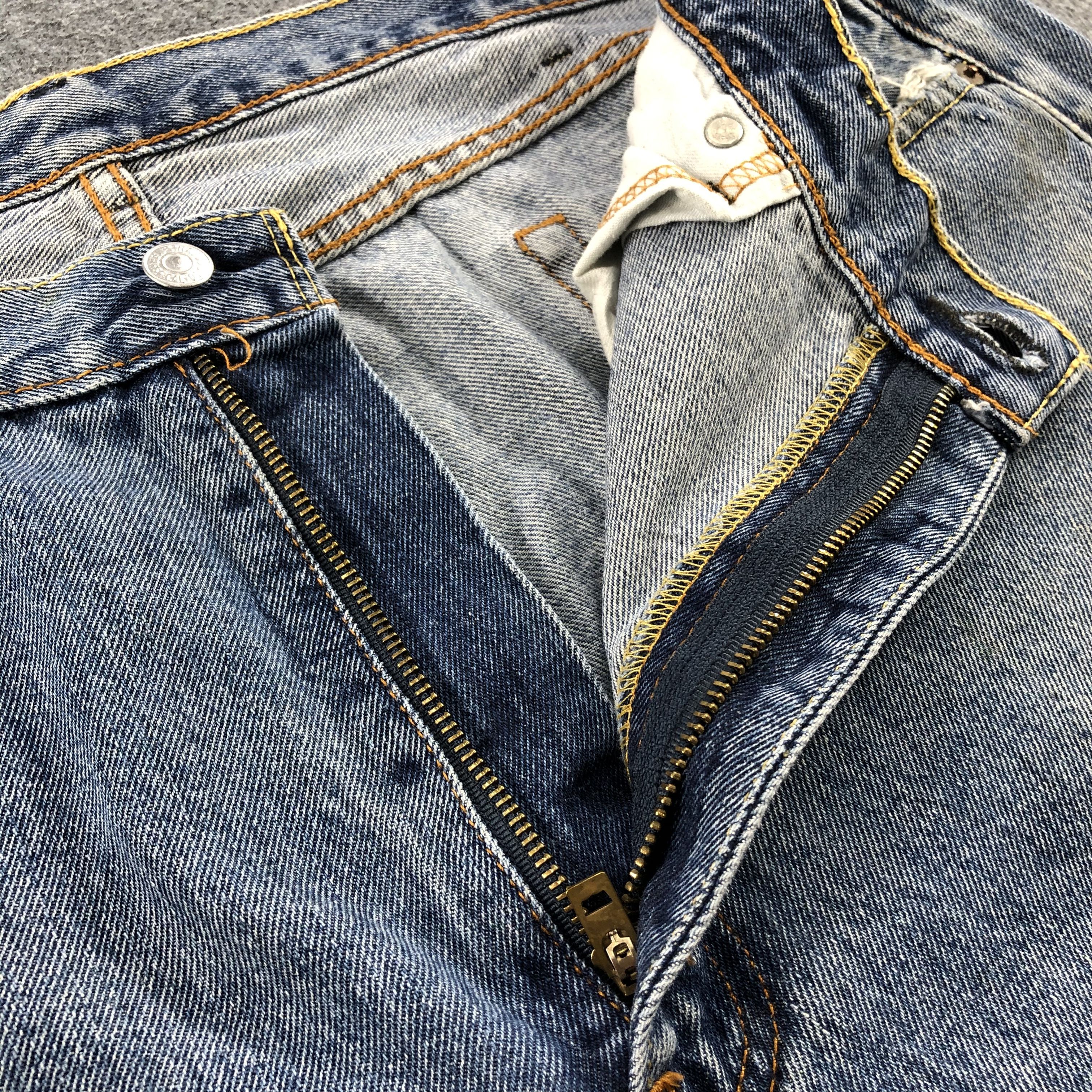 Levi's Vintage Blue Washed Levis 505 Jeans-J938 Size US 41 - 7 Thumbnail