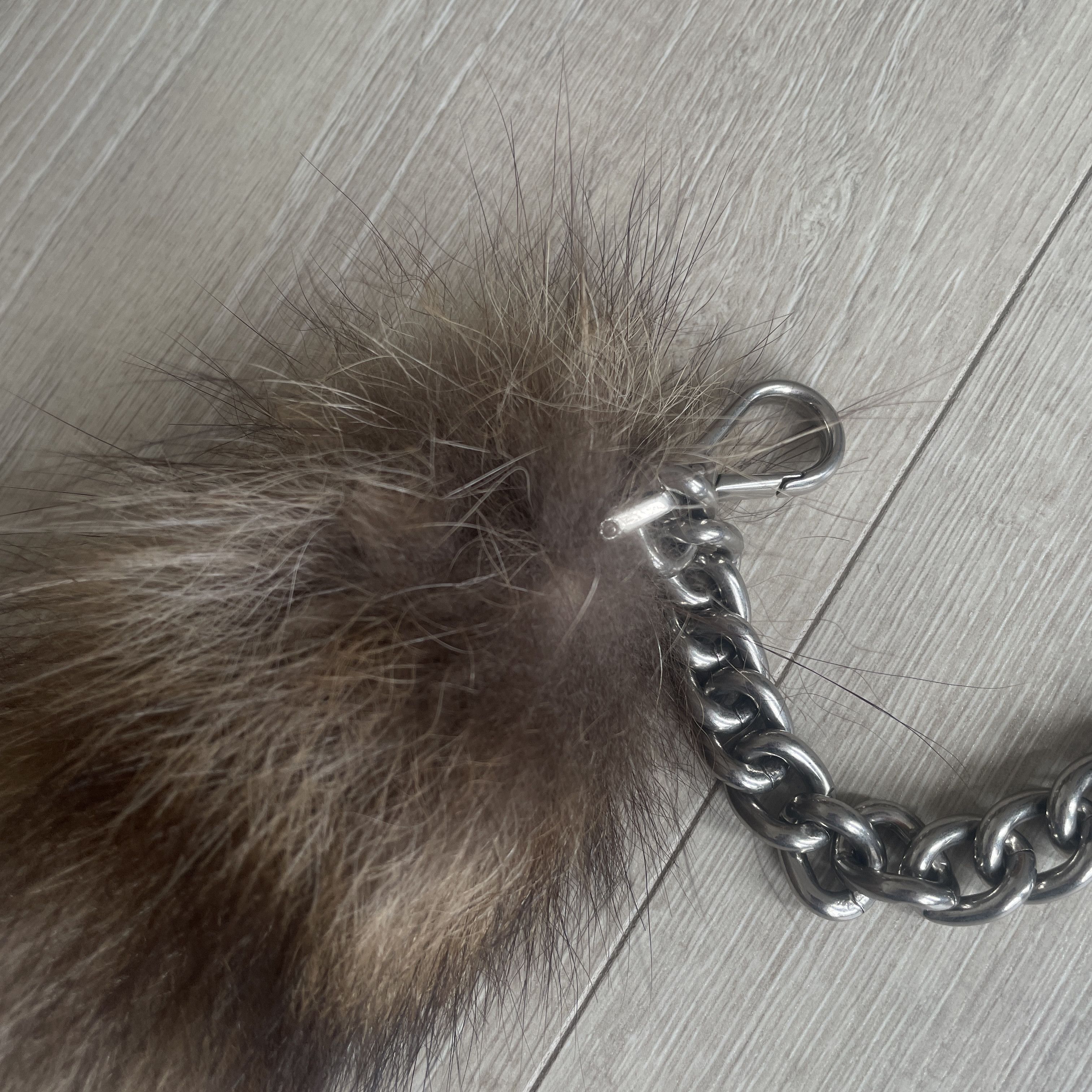 Prada Prada faux raccoon tail keychain Size ONE SIZE - 4 Thumbnail