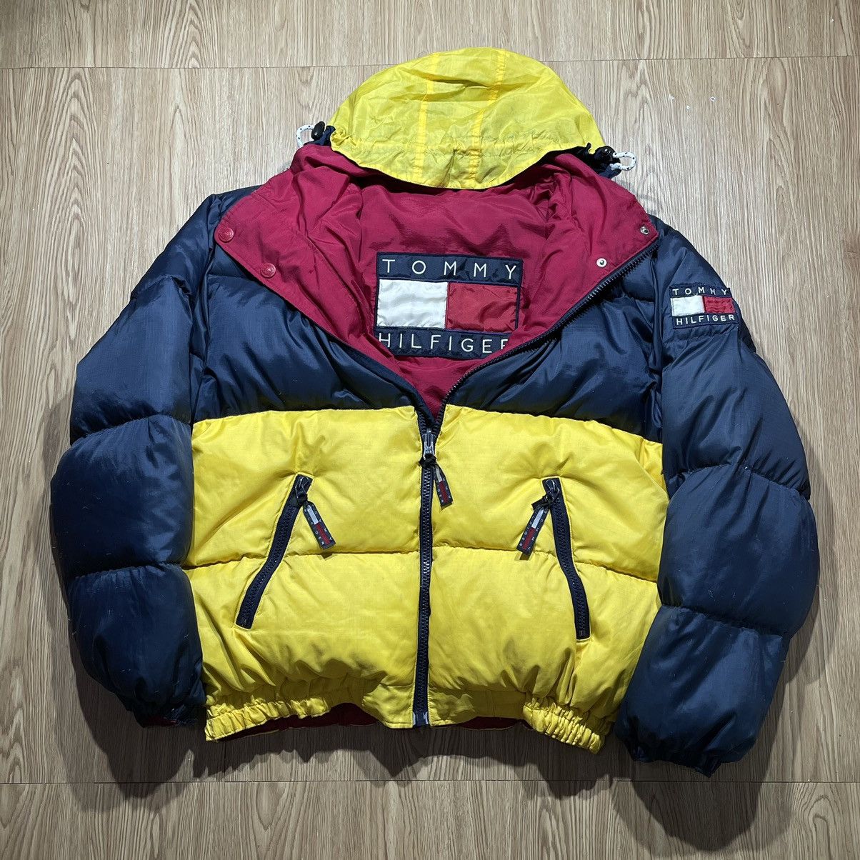 Tommy Hilfiger × Vintage Puffer Tommy Hilfiger Vintage 90’s Big Logo Reversible Size US XL / EU 56 / 4 - 13 Thumbnail