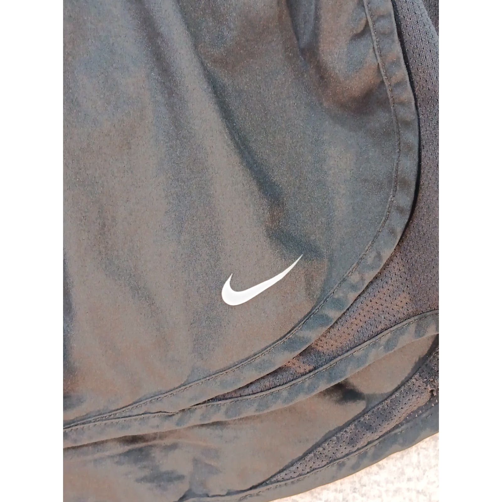 Nike Nike Athletic Dri-Fit Tempo Running Shorts Women’s S Black Size 28" / US 6 / IT 42 - 2 Thumbnail