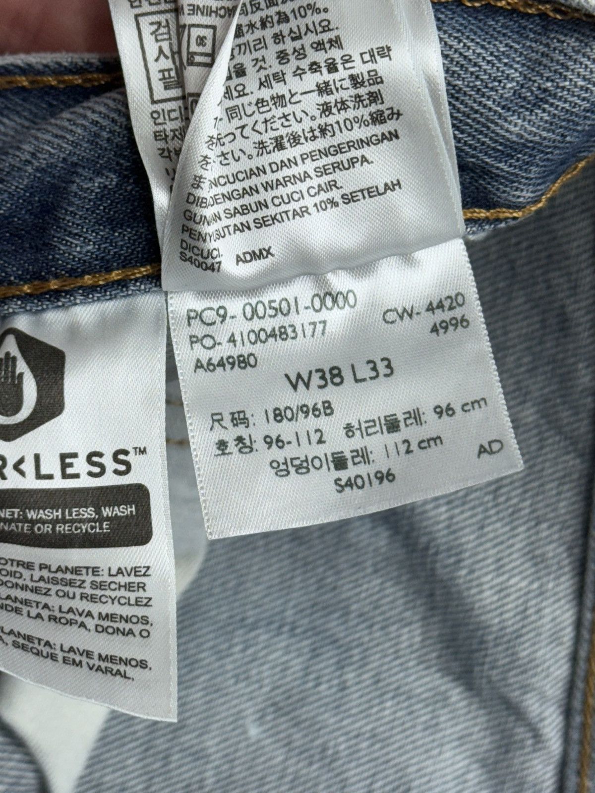 Levi's × Levi's Vintage Clothing × Vintage Vintage Levis 501 35x29 Blue Button Fly Denim Faded 90s Y2K Size US 35 - 4 Thumbnail