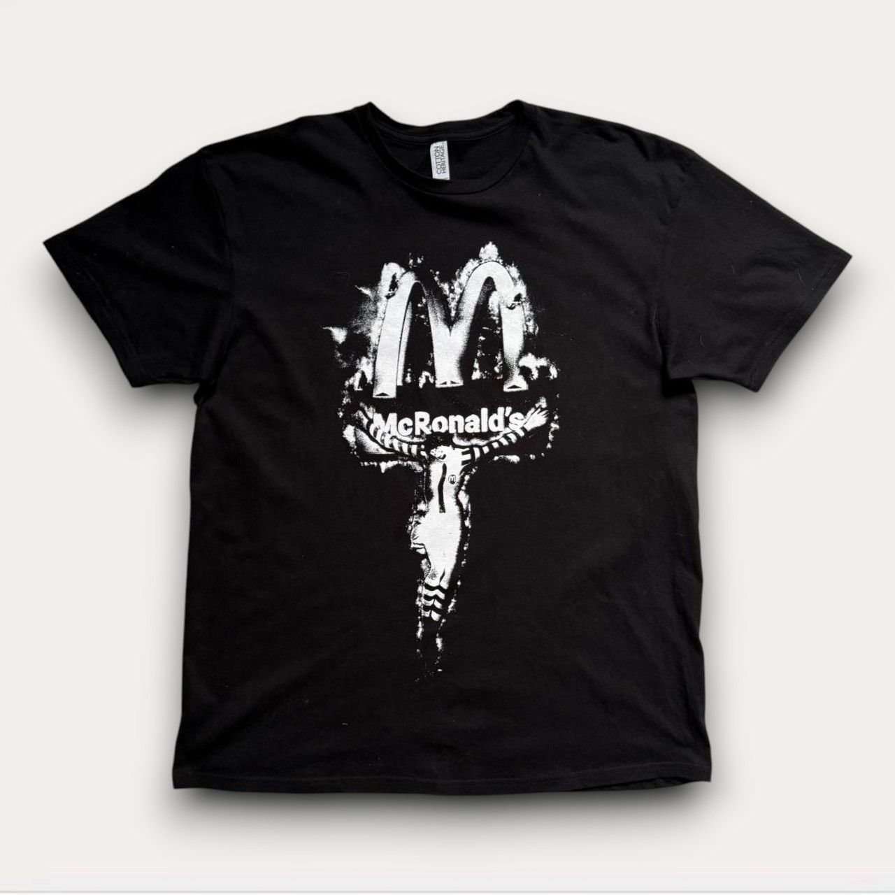 Band Tees Falling In Reverse McRonald’s Unhappy Meal T-Shirt Size US XL / EU 56 / 4 - 1 Thumbnail
