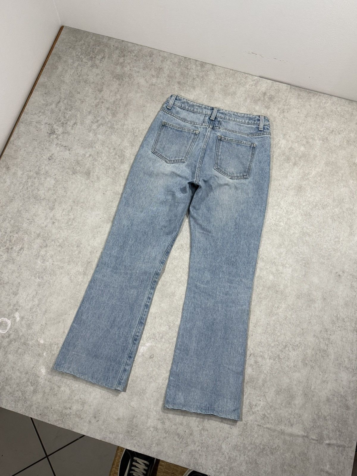 Saint Laurent Paris Saint Laurent Paris flared jeans washed blue 34 / XS Size 25" / US 0 / IT 36 - 3 Thumbnail