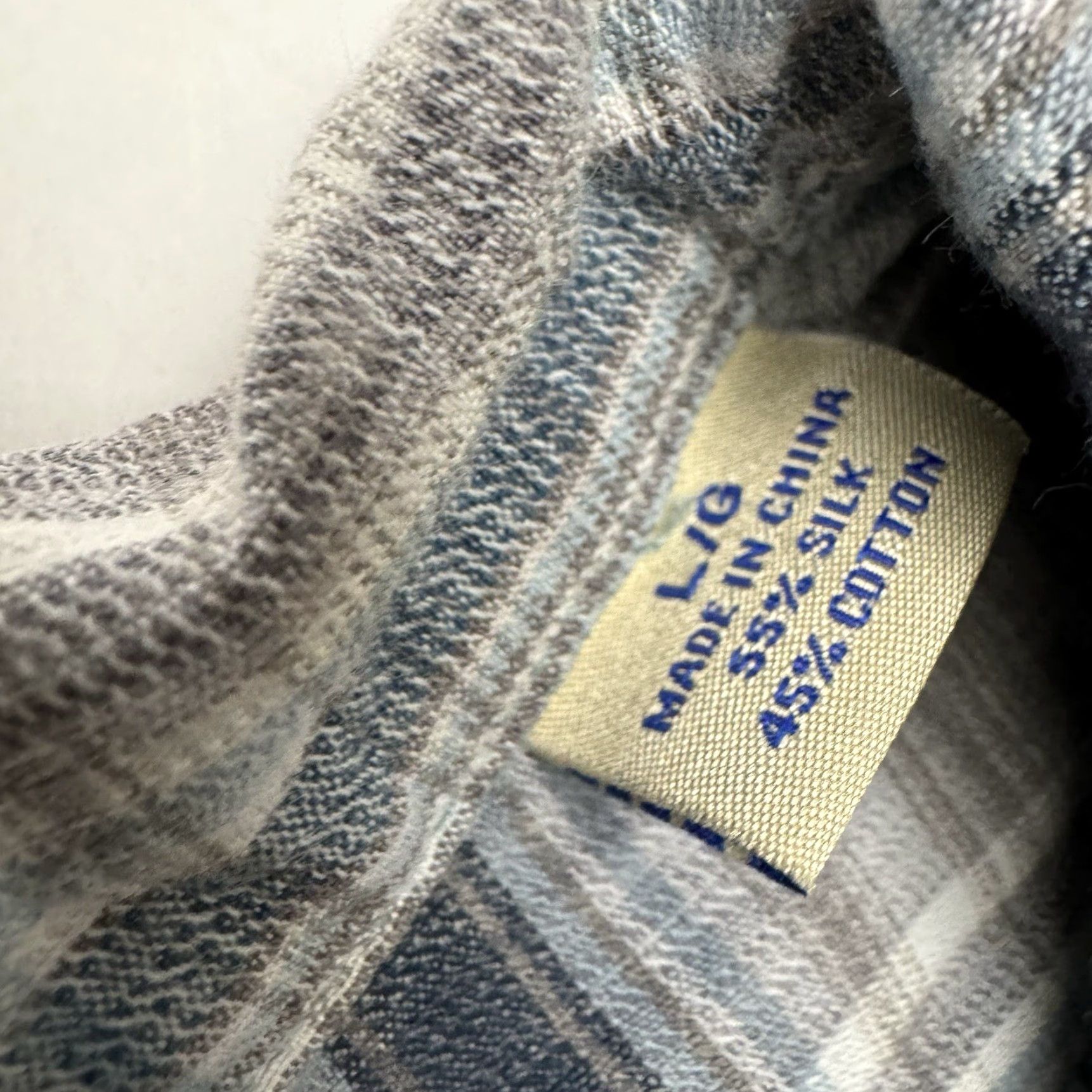 Tommy Bahama VINTAGE Tommy Bahama Mens L Silk Blend Blue Plaid Hawaiian Casual Button Up Shirt - Short Sleeve, Collared, 1 Day Handling, Bahamas, Relaxed Fit, Men Size US L / EU 52-54 / 3 - 3 Thumbnail