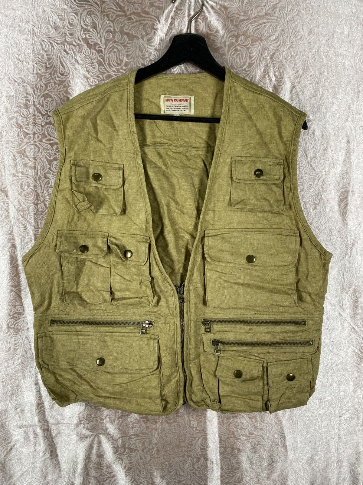 Japanese Brand Vintage MUW Company Khaki Vest Multi Pocket Fishing Outdoor Size US L / EU 52-54 / 3 - 3 Thumbnail