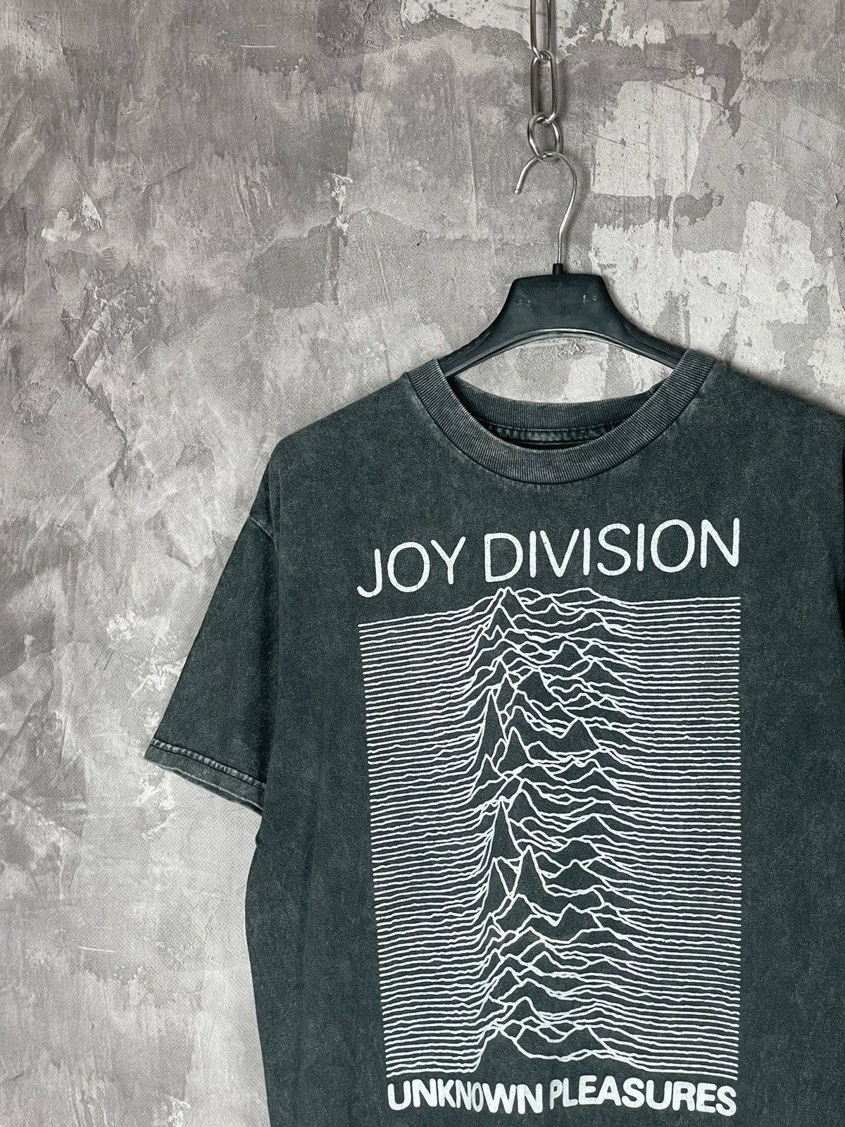 Band Tees × Joy Division Joy Division Unknown Pleasure T Shirt Size US M / EU 48-50 / 2 - 3 Thumbnail