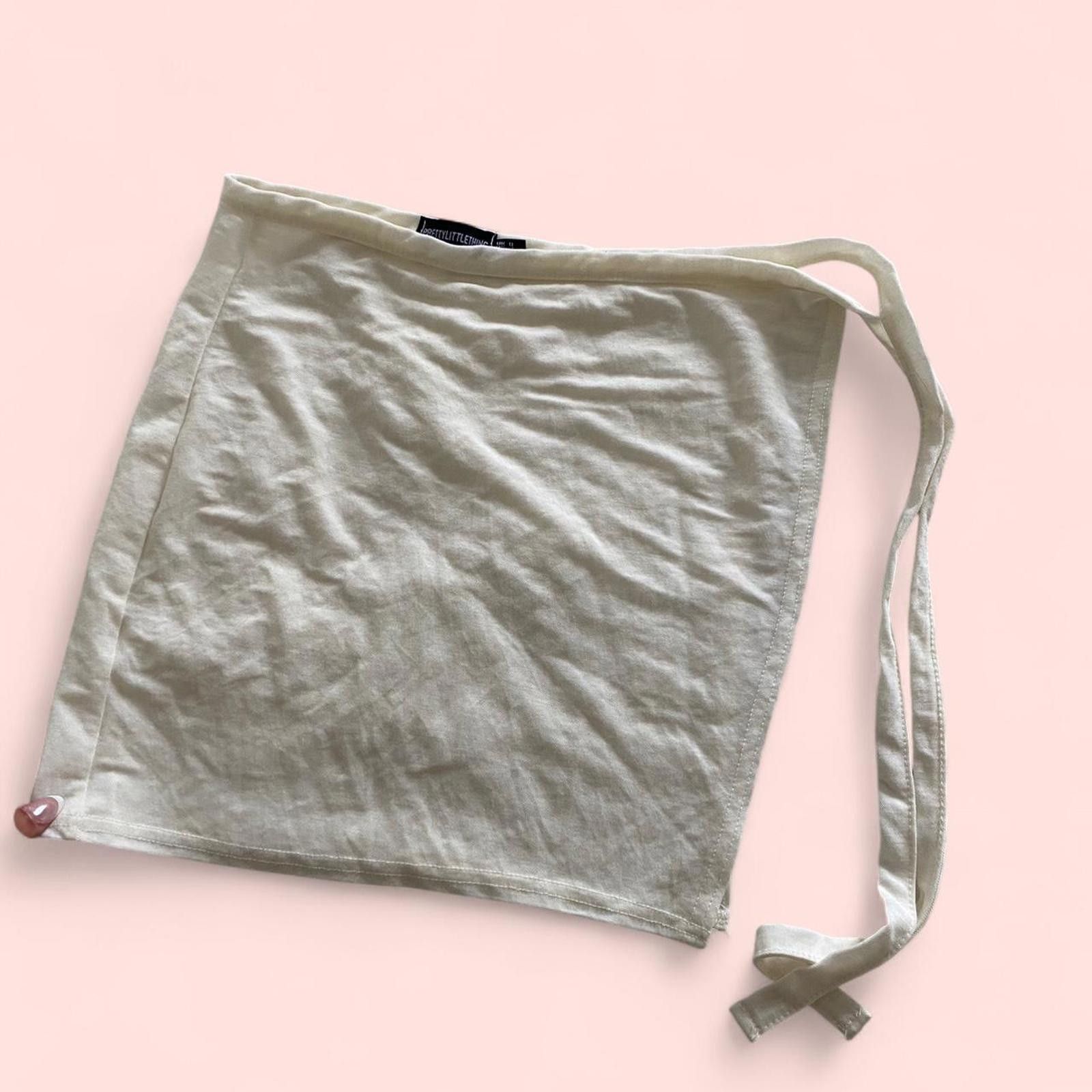 Designer white beach cover up - pretty little thing Size ONE SIZE - 3 Thumbnail