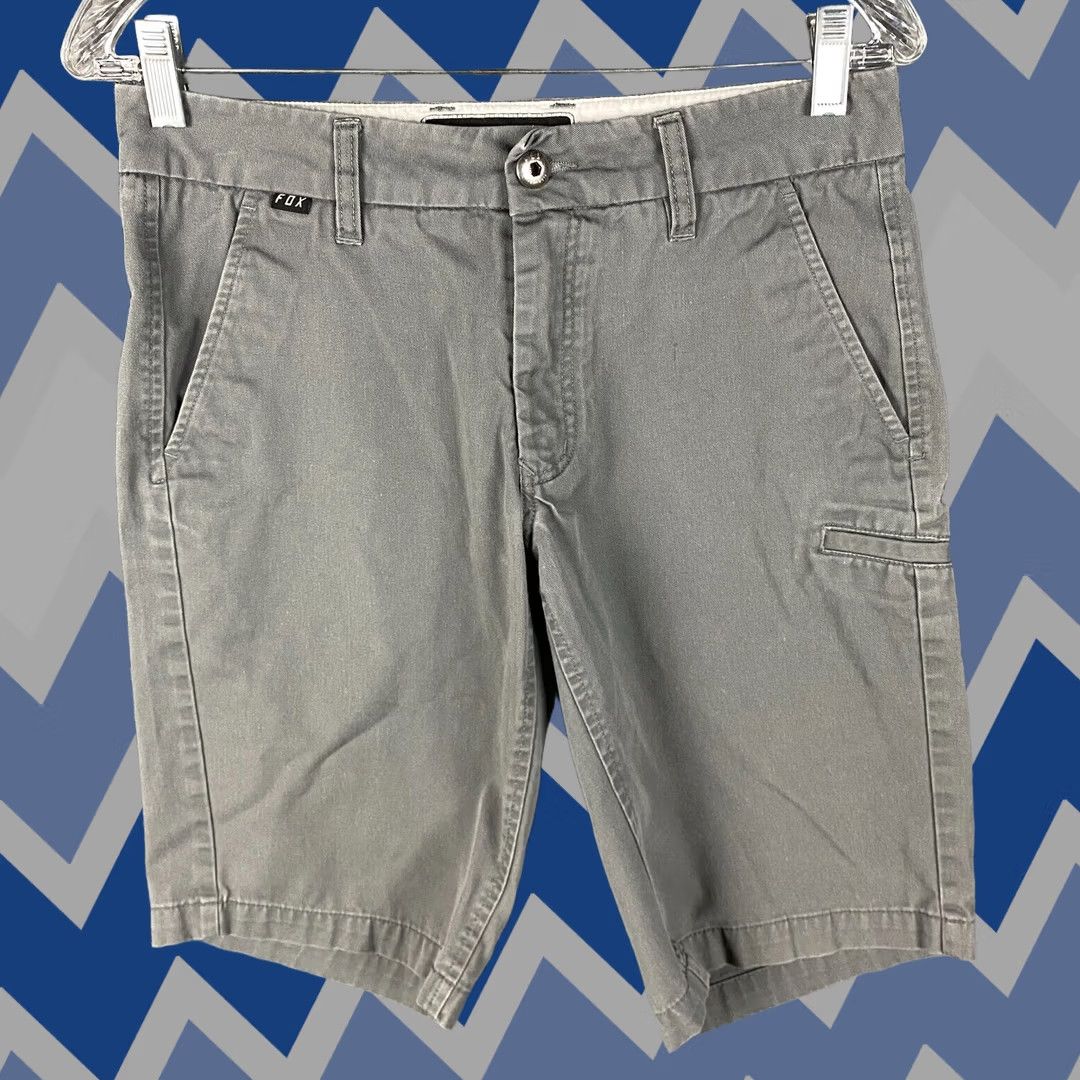 Vintage Fox Bermuda Shorts Men's 28 Gray Cotton Blend Casual Adult Shorts 28in Waist Size US 28 / EU 44 - 1 Thumbnail
