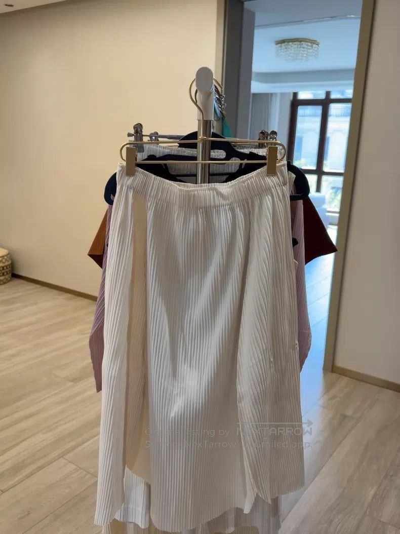Issey Miyake Issey Miyake size:one size White Ruched Midi Skirt Size 42" / US 20 - 2 Thumbnail
