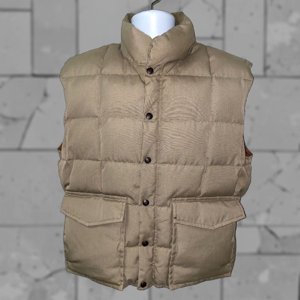 Vintage VINTAGE Skidaddle Vest Quilted Down Beige Men S Size S Snap Button Front 23 Inch Armpit Mens Size US S / EU 44-46 / 1 - 1 Thumbnail