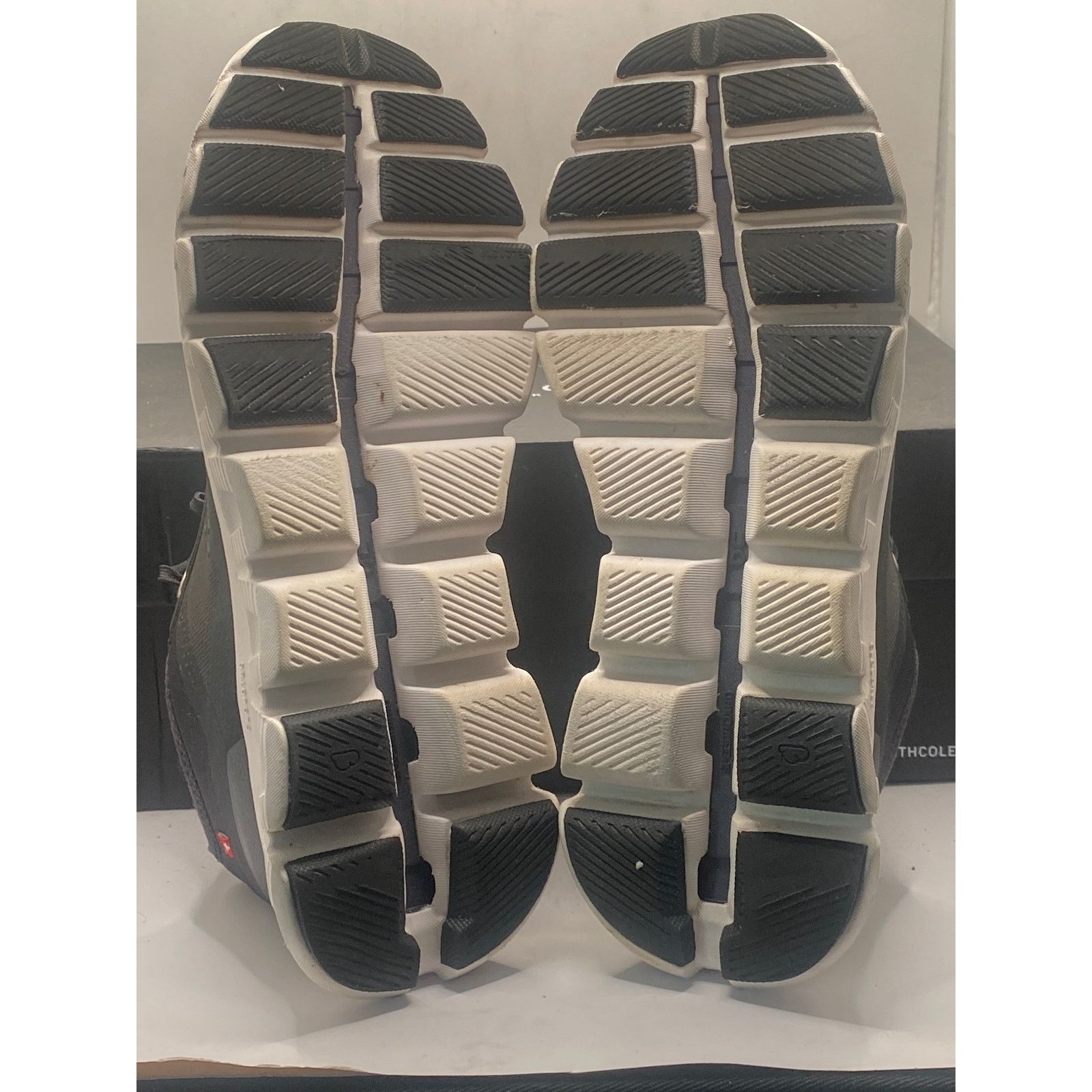 On On Cloud X 3 AD the Black/White women (3WD30300299) USW 9 Size US 9 / IT 39 - 5 Thumbnail