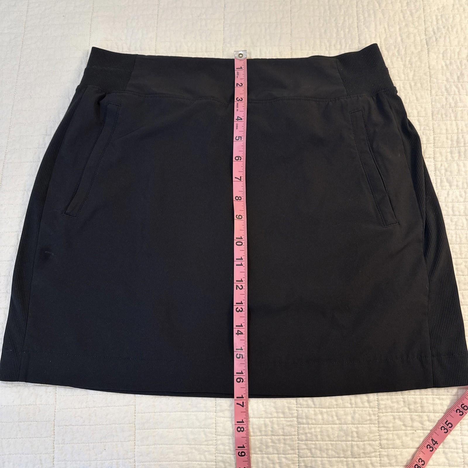 The Unbranded Brand Black medium Active skirt Skort Sweat Wicking Quick Dry Size 32" / US 10 / IT 46 - 5 Thumbnail