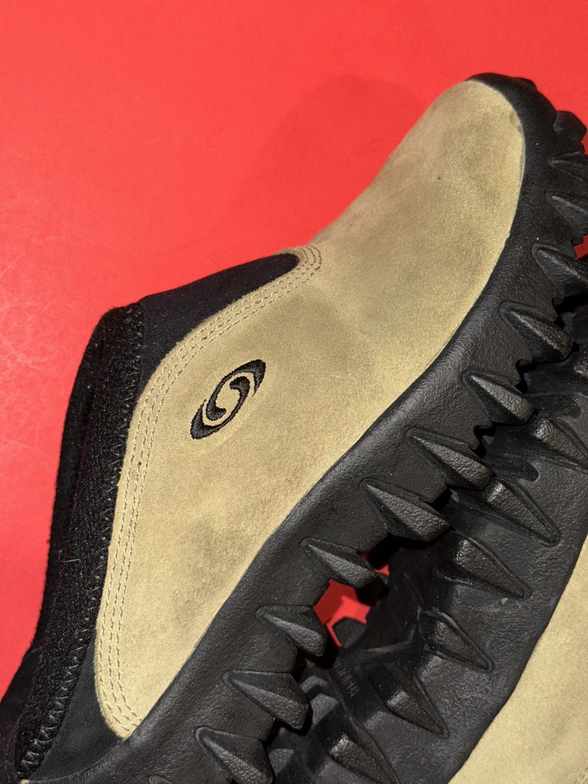 Salomon Y2K Salomon Women’s Snow Clog Olive Suede Mule Contagrip 6 Size US 6 / IT 36 - 5 Thumbnail
