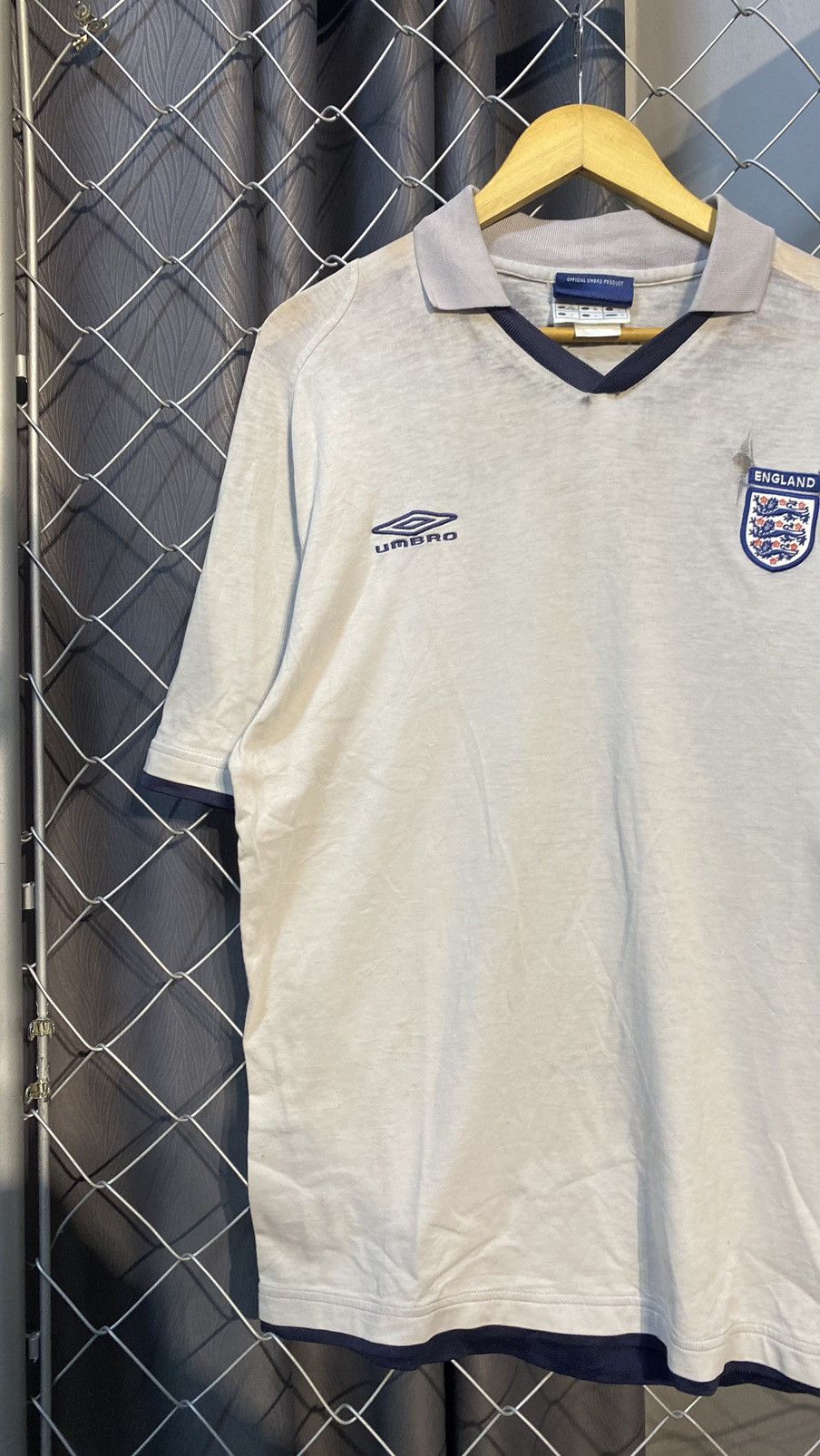 Umbro × Vintage DISTRESS VINTAGE UMBRO ENGLAND MICHAEL OWEN POLO Size US L / EU 52-54 / 3 - 3 Thumbnail